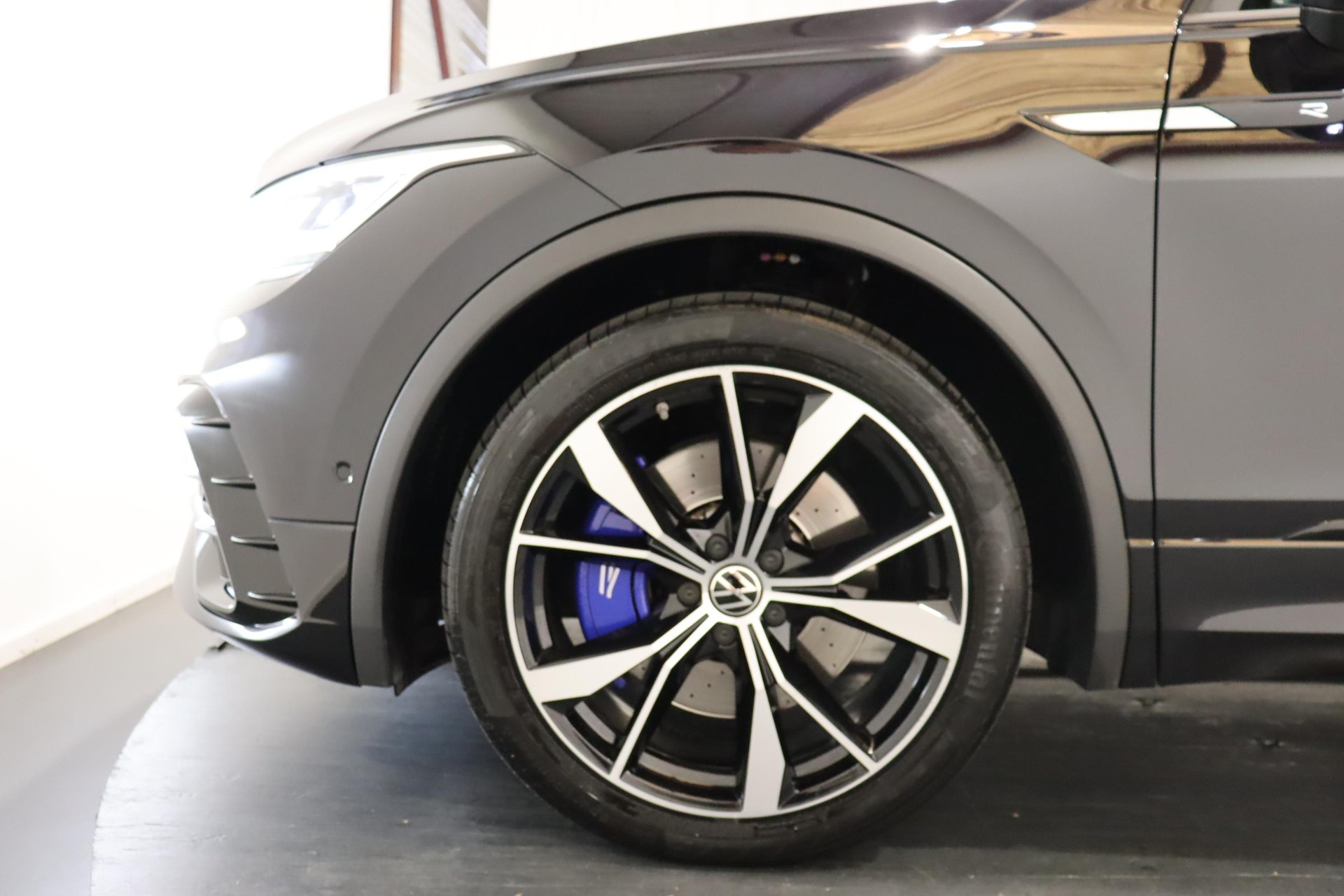 VW Tiguan 2.0 TSI R DSG-image-5
