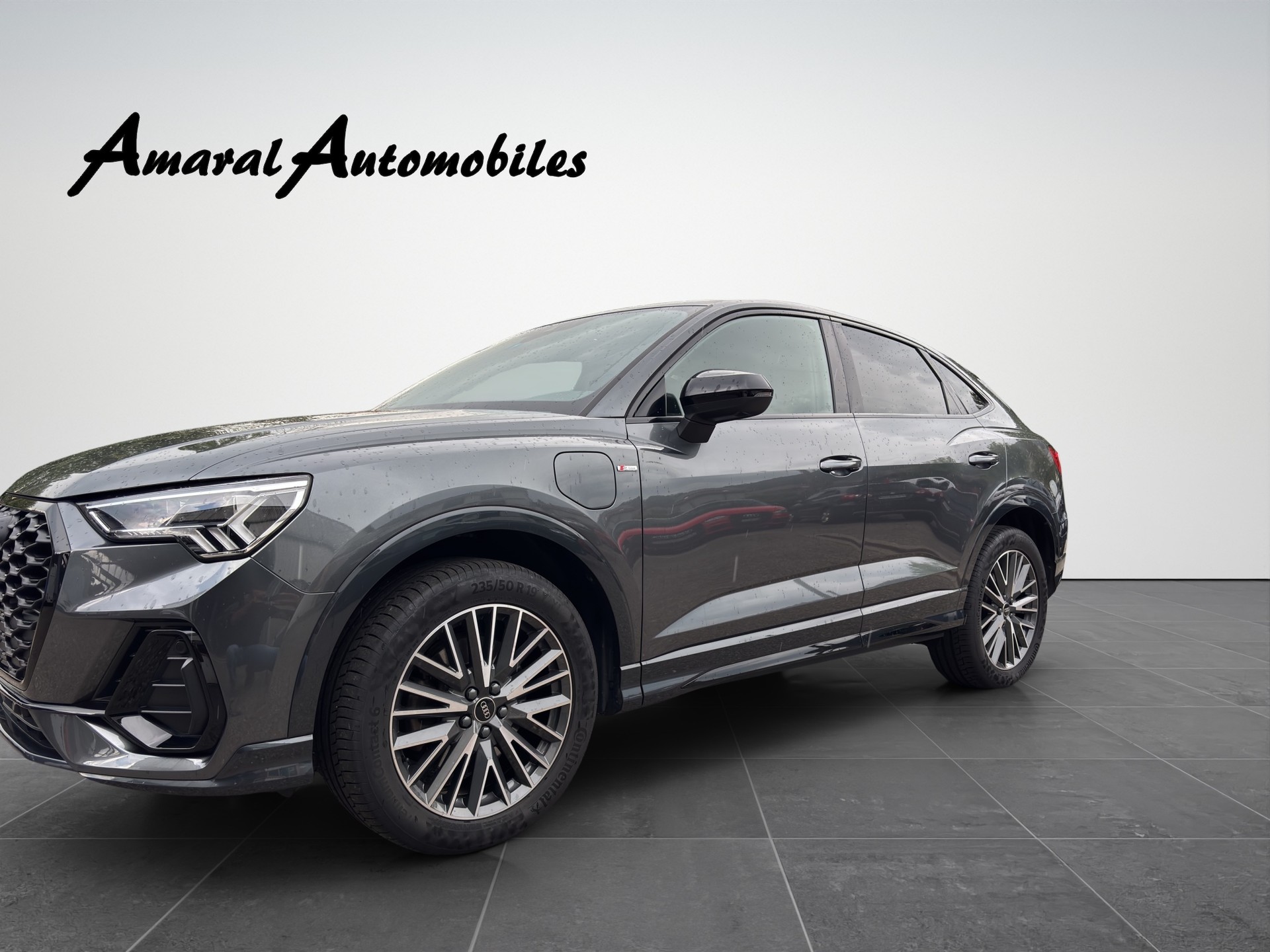 AUDI Q3 Sportback 45 TFSI e S line S-tronic-image-1