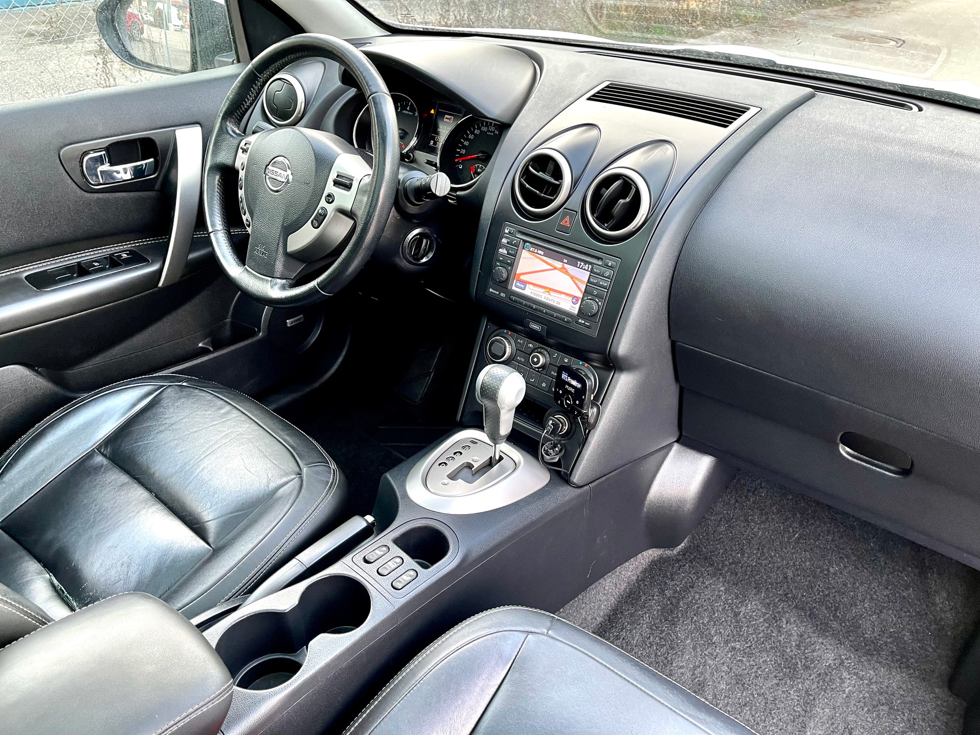 NISSAN Qashqai 2.0 acenta XTronic CVT-image-21