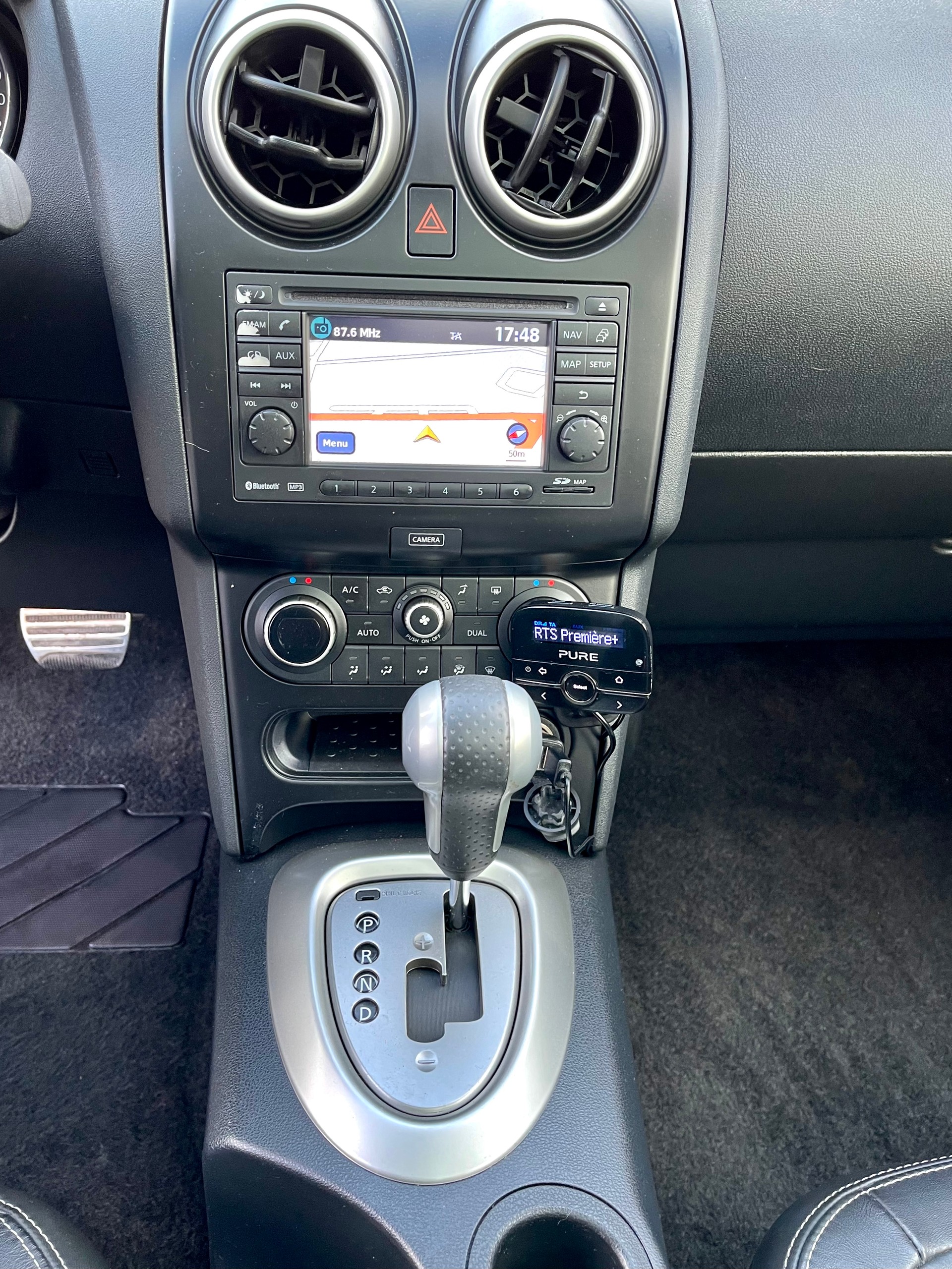 NISSAN Qashqai 2.0 acenta XTronic CVT-image-2