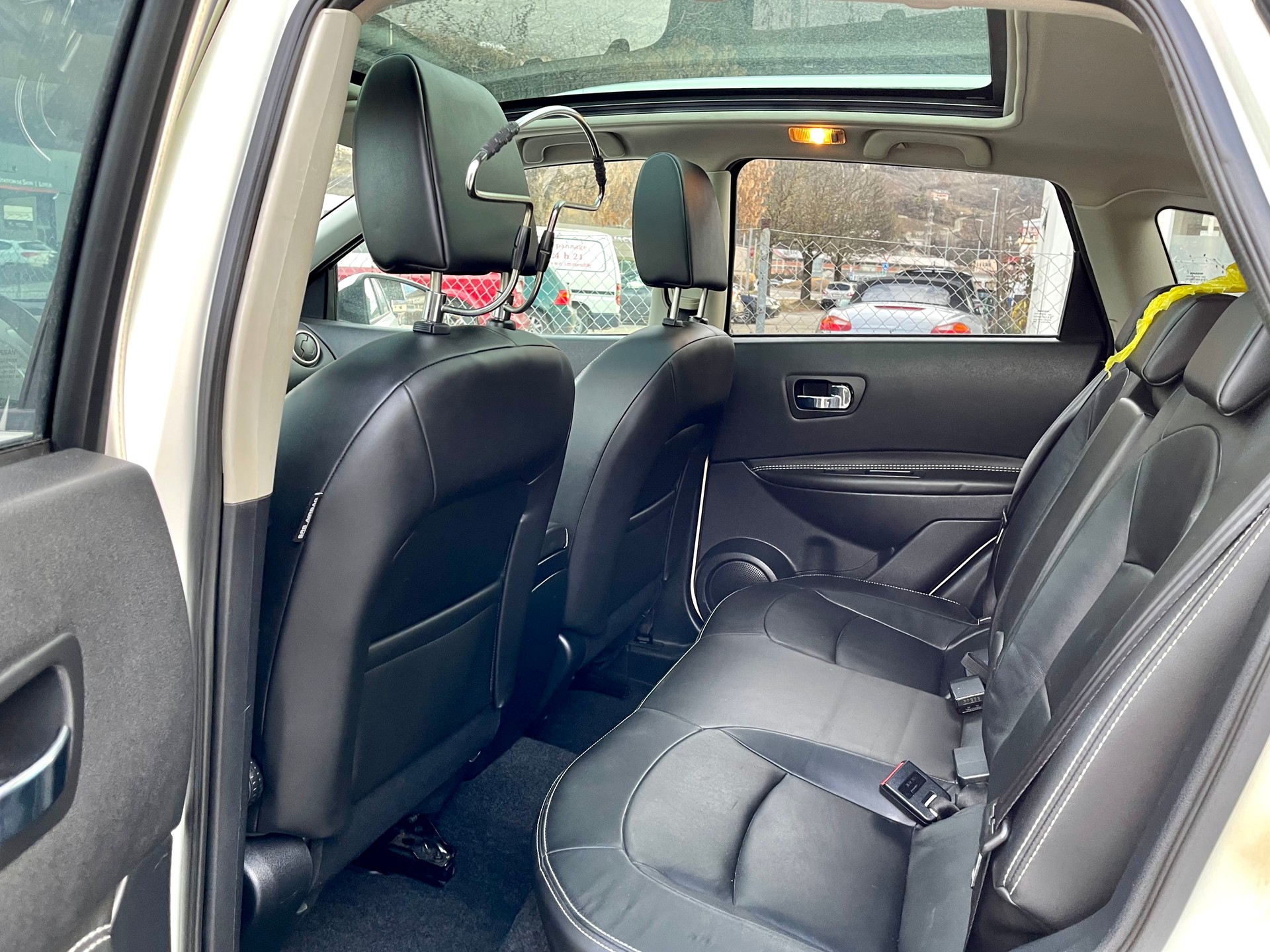 NISSAN Qashqai 2.0 acenta XTronic CVT-image-16