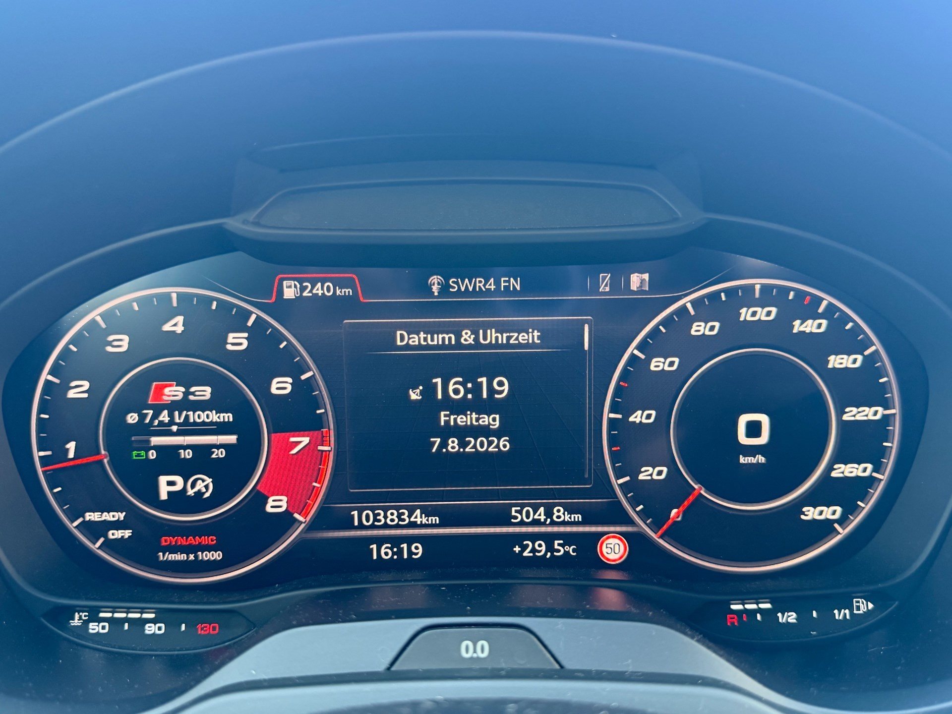 AUDI S3 2.0 TFSI QUATTRO *** MFK 02.26 & ASSISTENZPAKET ***-image-10