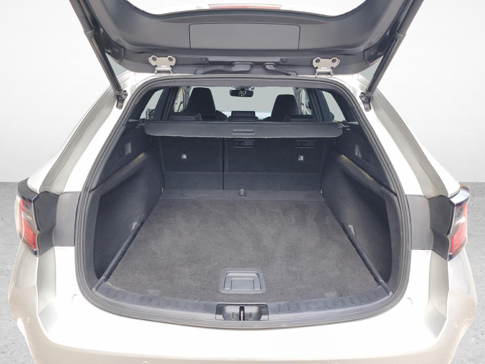 TOYOTA Corolla Touring Sports 1.8 HSD Trend-image-11