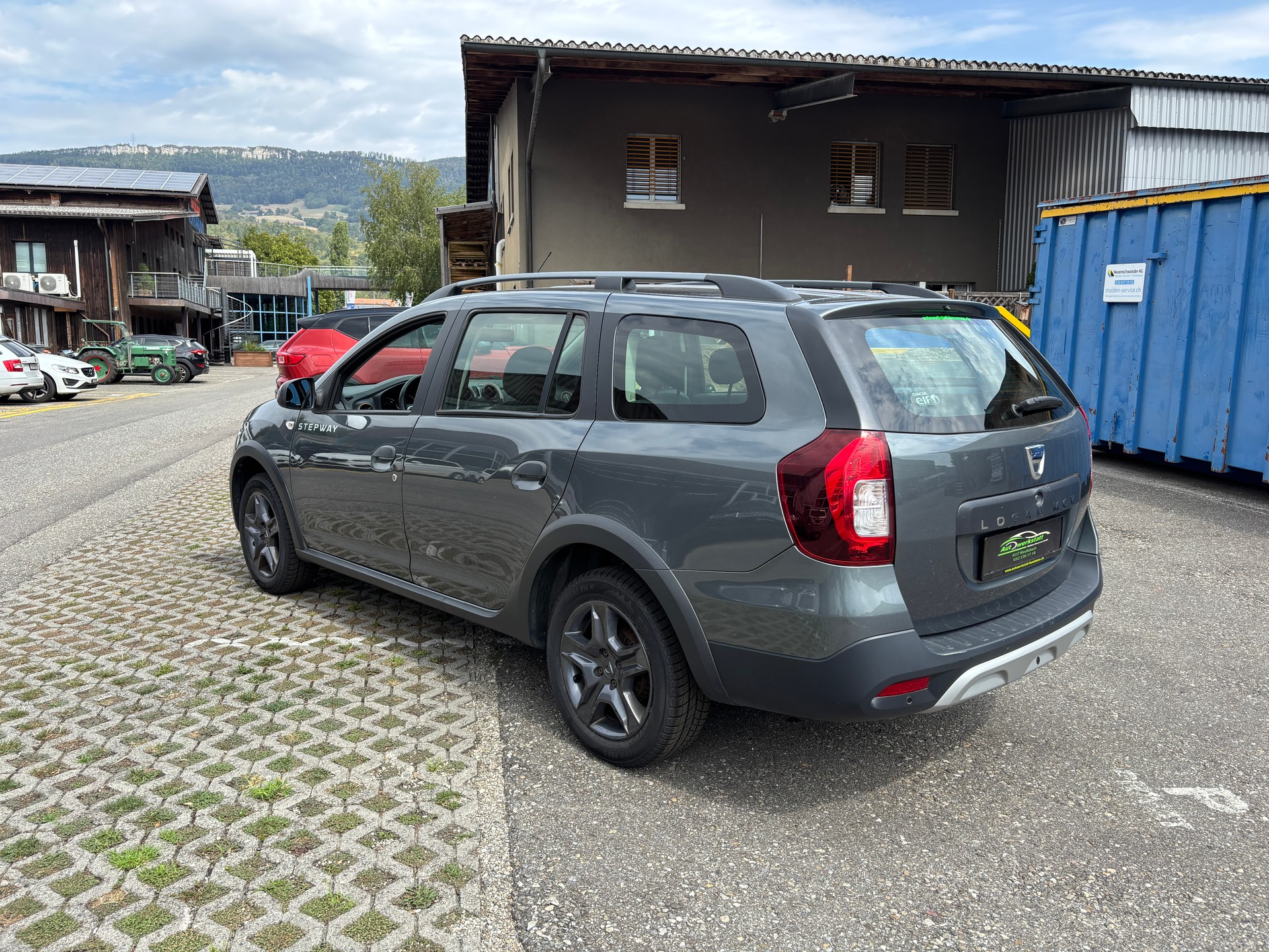 DACIA Logan MCV 0.9 Stepway Unlimited-image-3