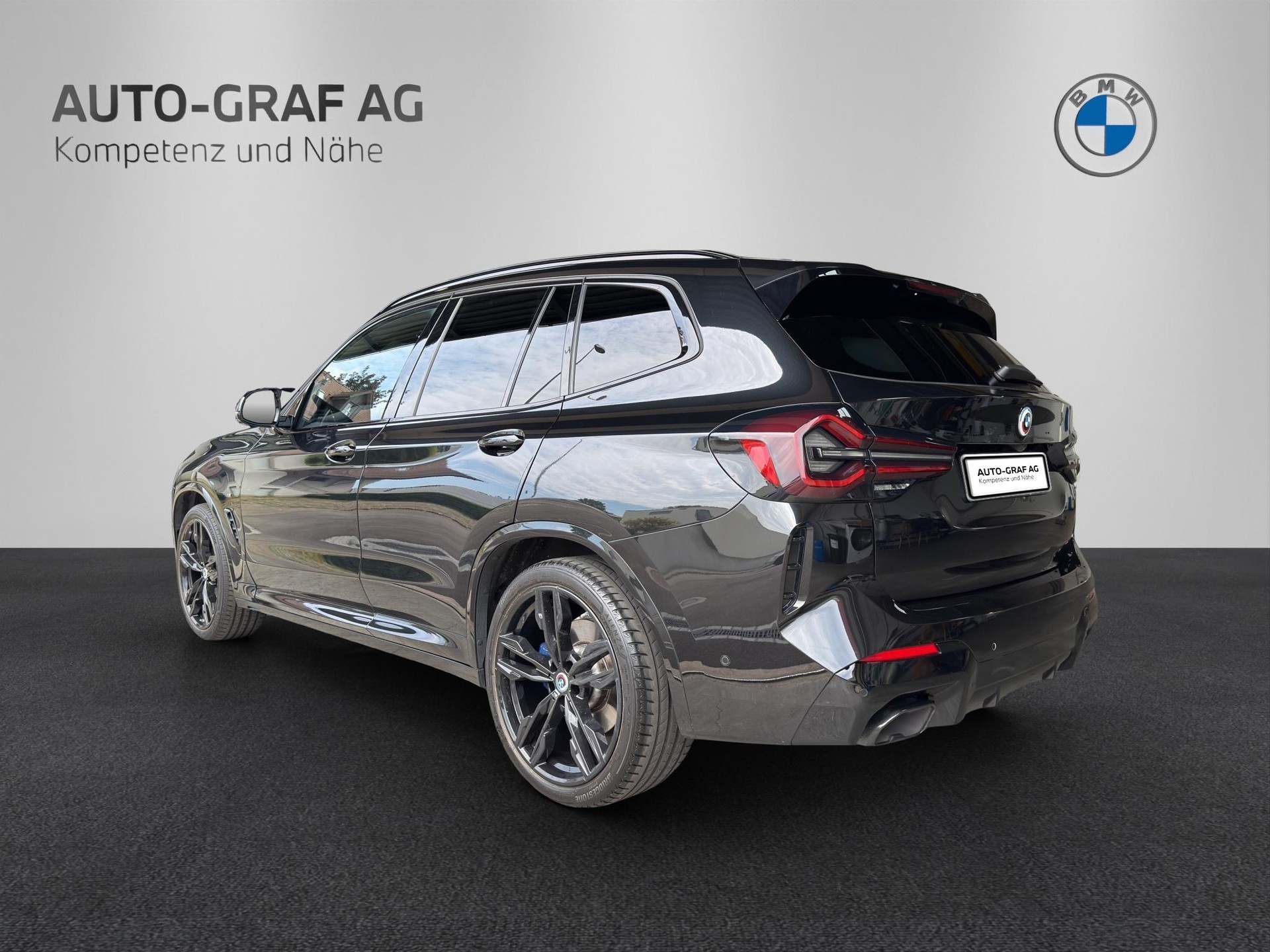 BMW X3 M40i-image-2