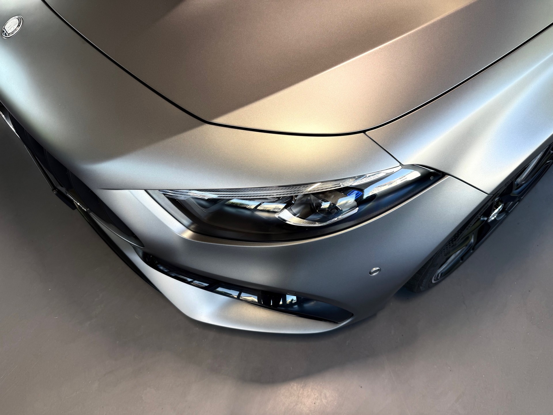 MERCEDES-BENZ A AMG 45 S 4Matic+ 8G-DCT-showroom-element-3