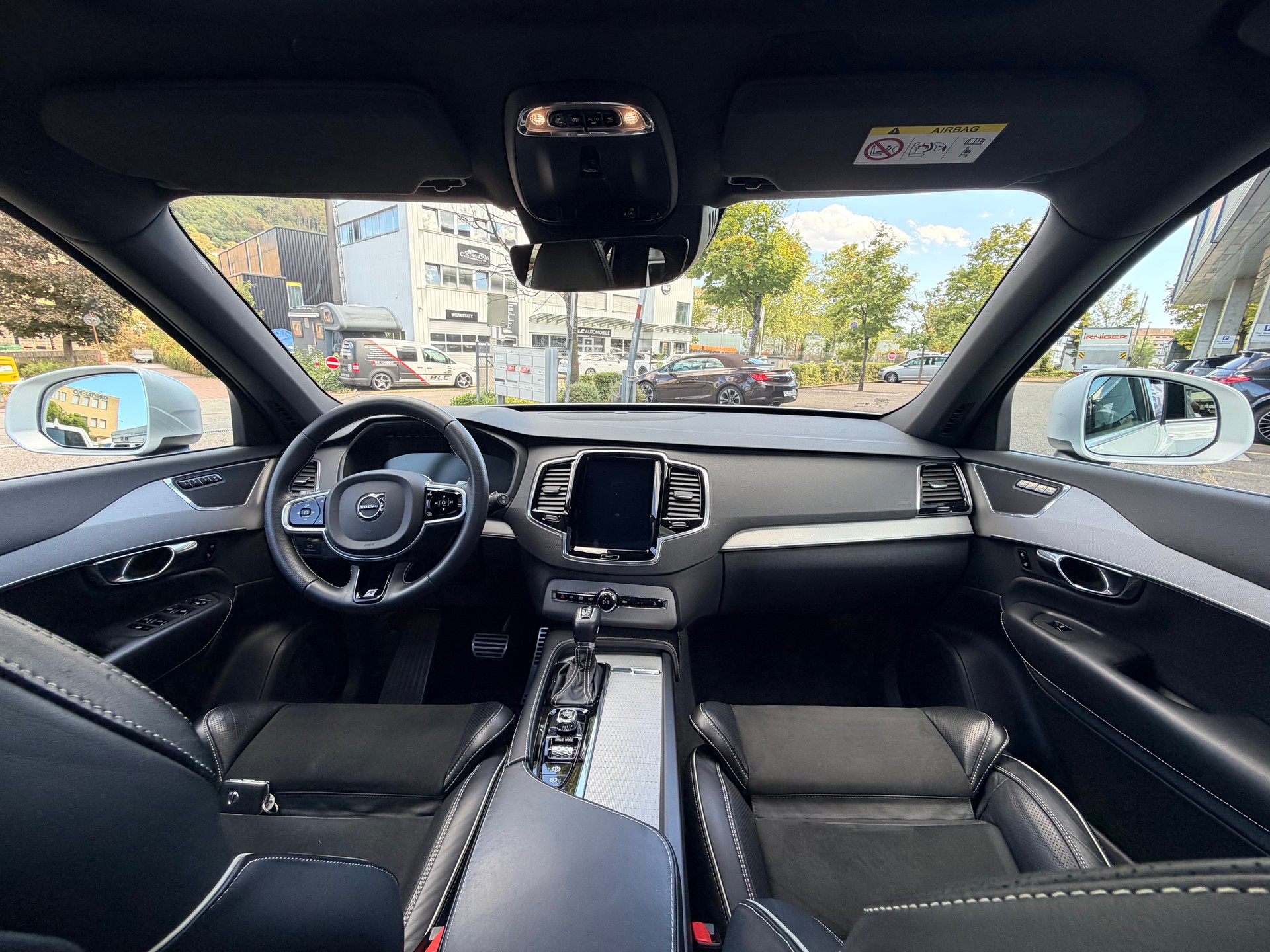 VOLVO XC90 D5 AWD R-Design Geartronic-image-14