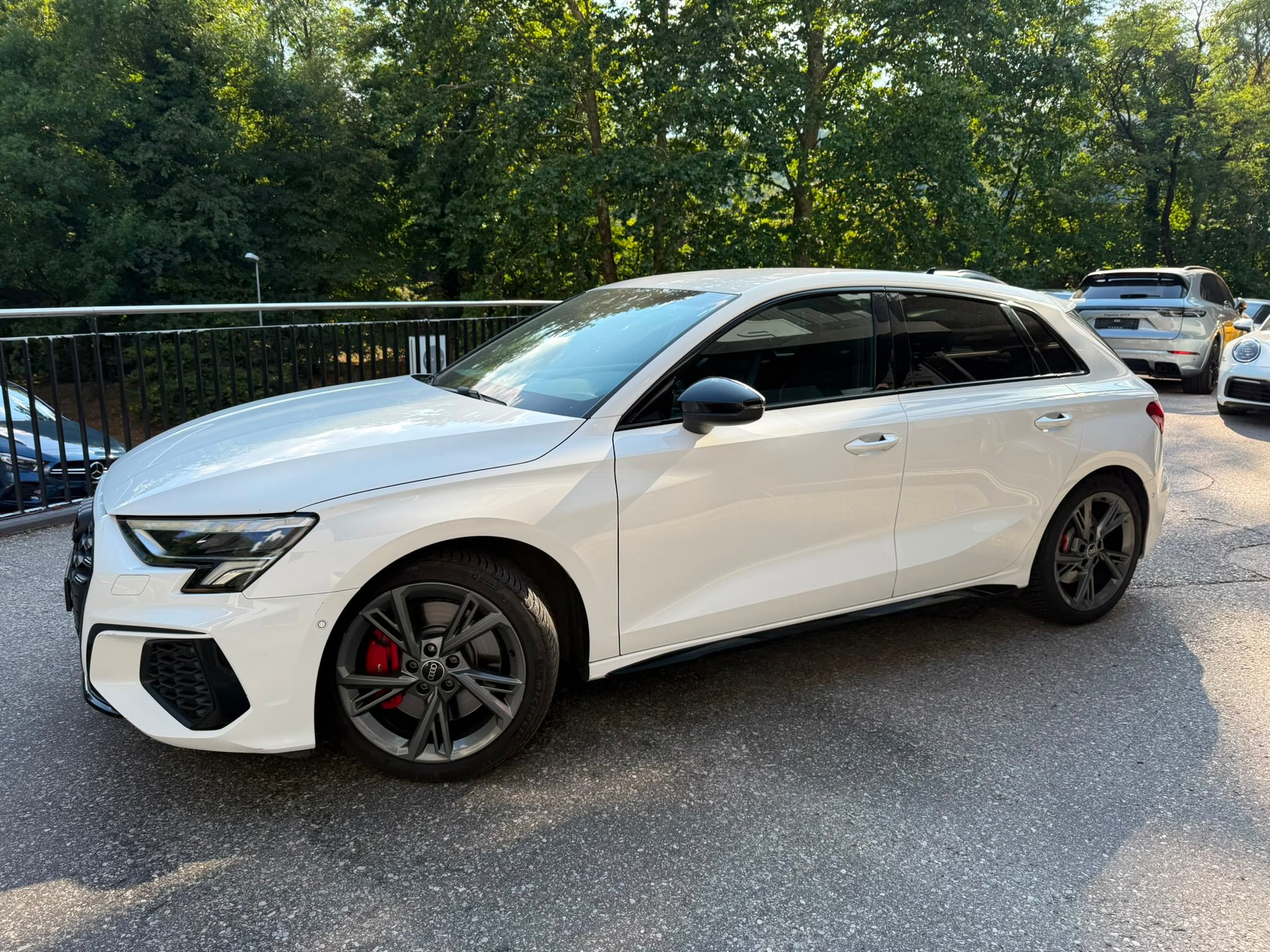 AUDI S3 Sportback 2.0 TFSI quattro S-tronic-image-8