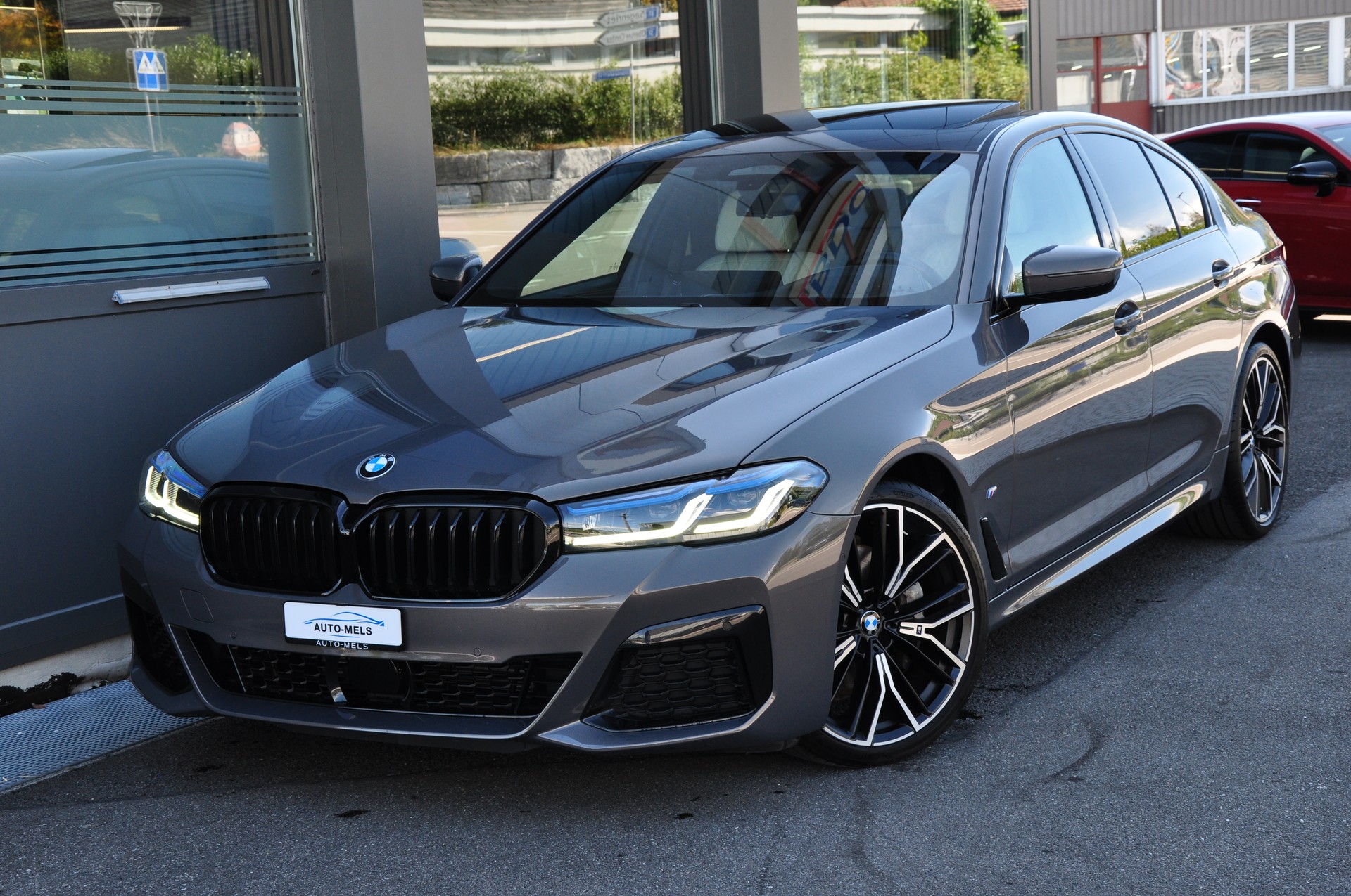 BMW 540d xDrive 48V M Sport Steptronic-image-2