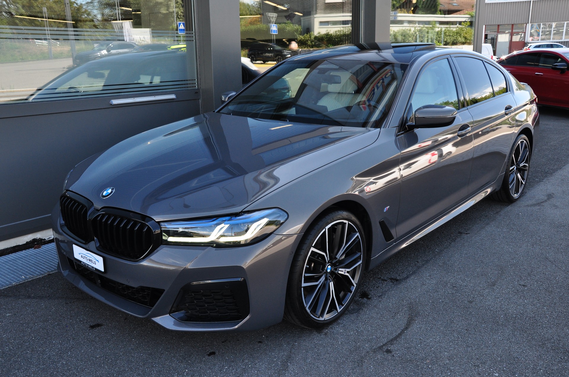 BMW 540d xDrive 48V M Sport Steptronic-image-3
