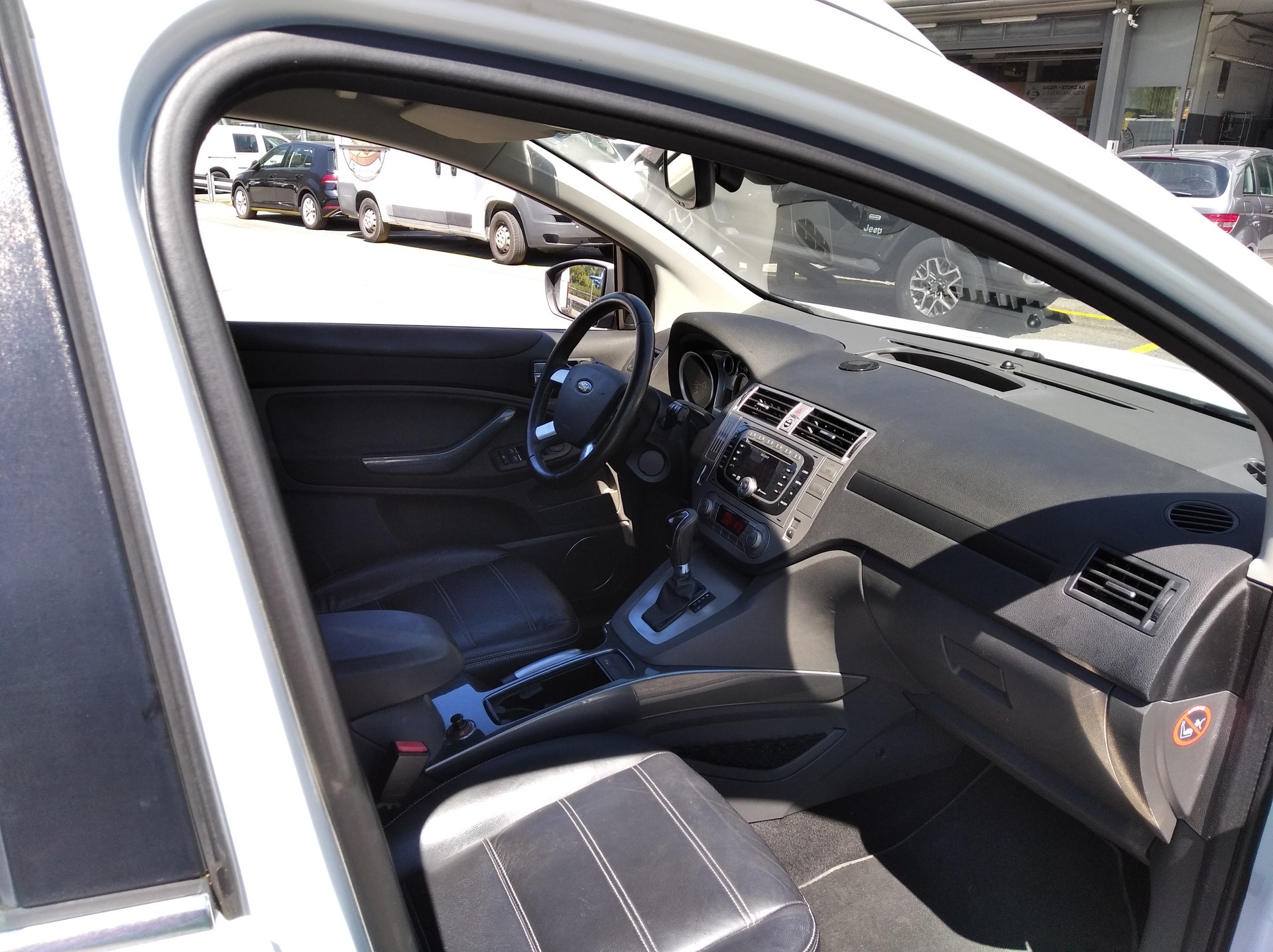 FORD Kuga 2.5 Turbo Titanium 4WD Automatic-image-7