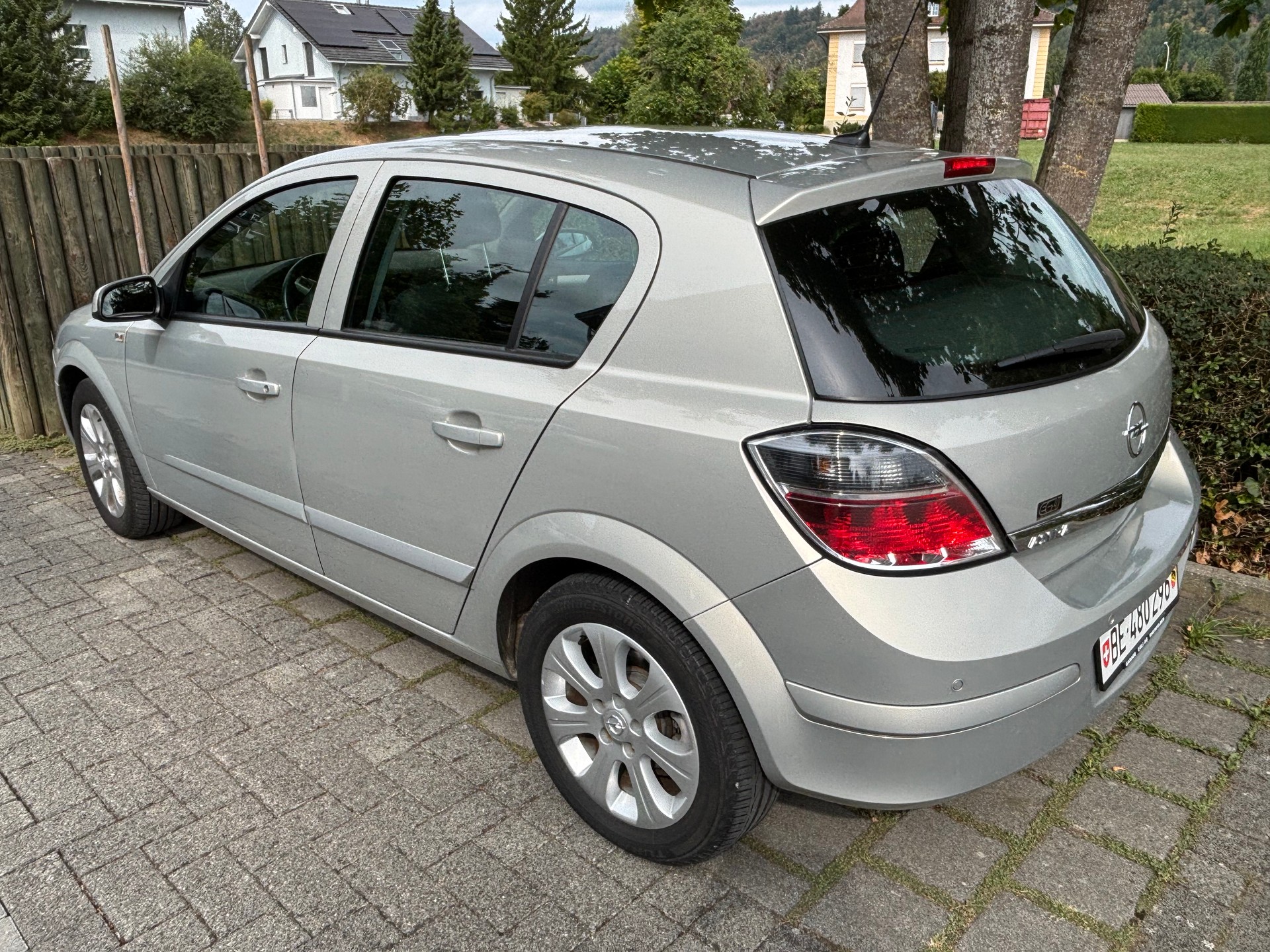 OPEL 1.8i 16V 140 Diamond-image-1