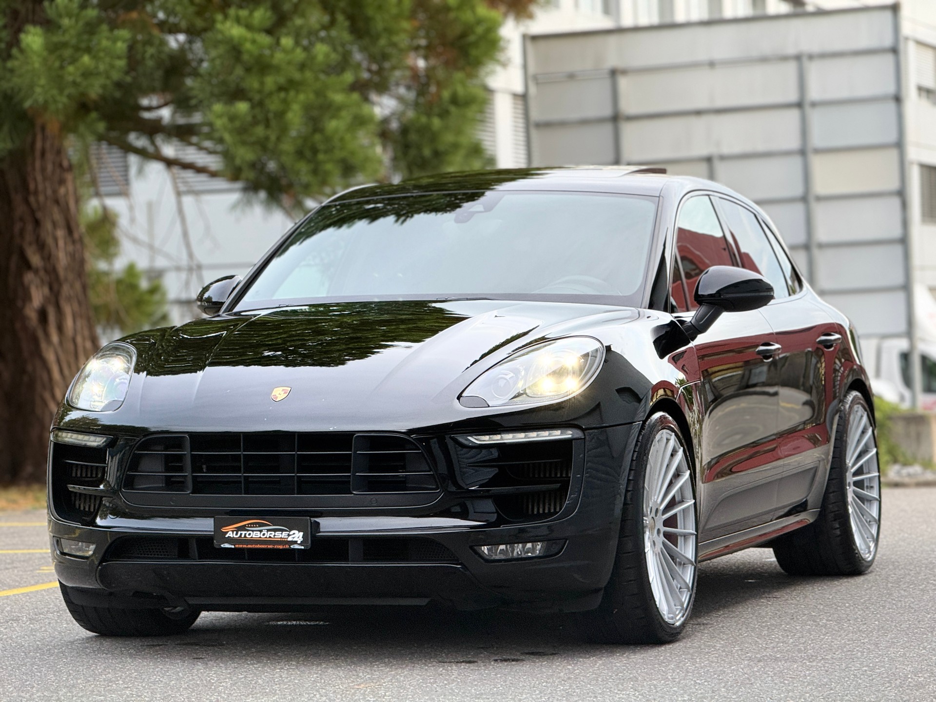 PORSCHE Macan GTS PDK-image-0