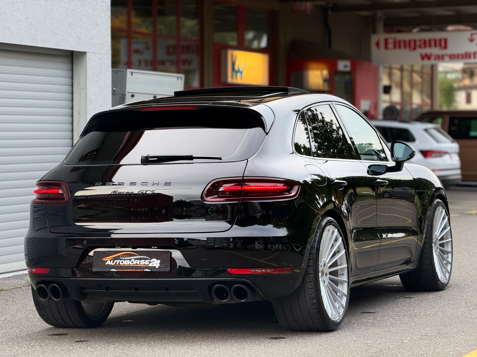 PORSCHE Macan GTS PDK-image-4