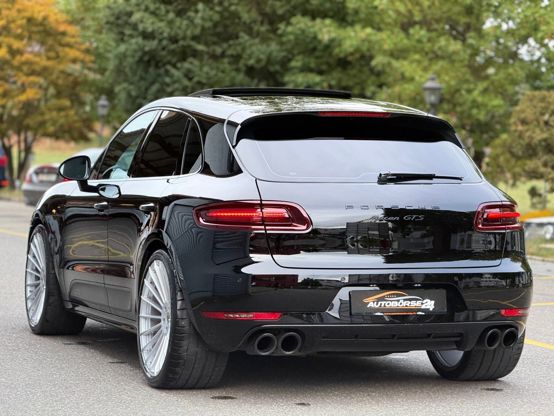PORSCHE Macan GTS PDK-image-3