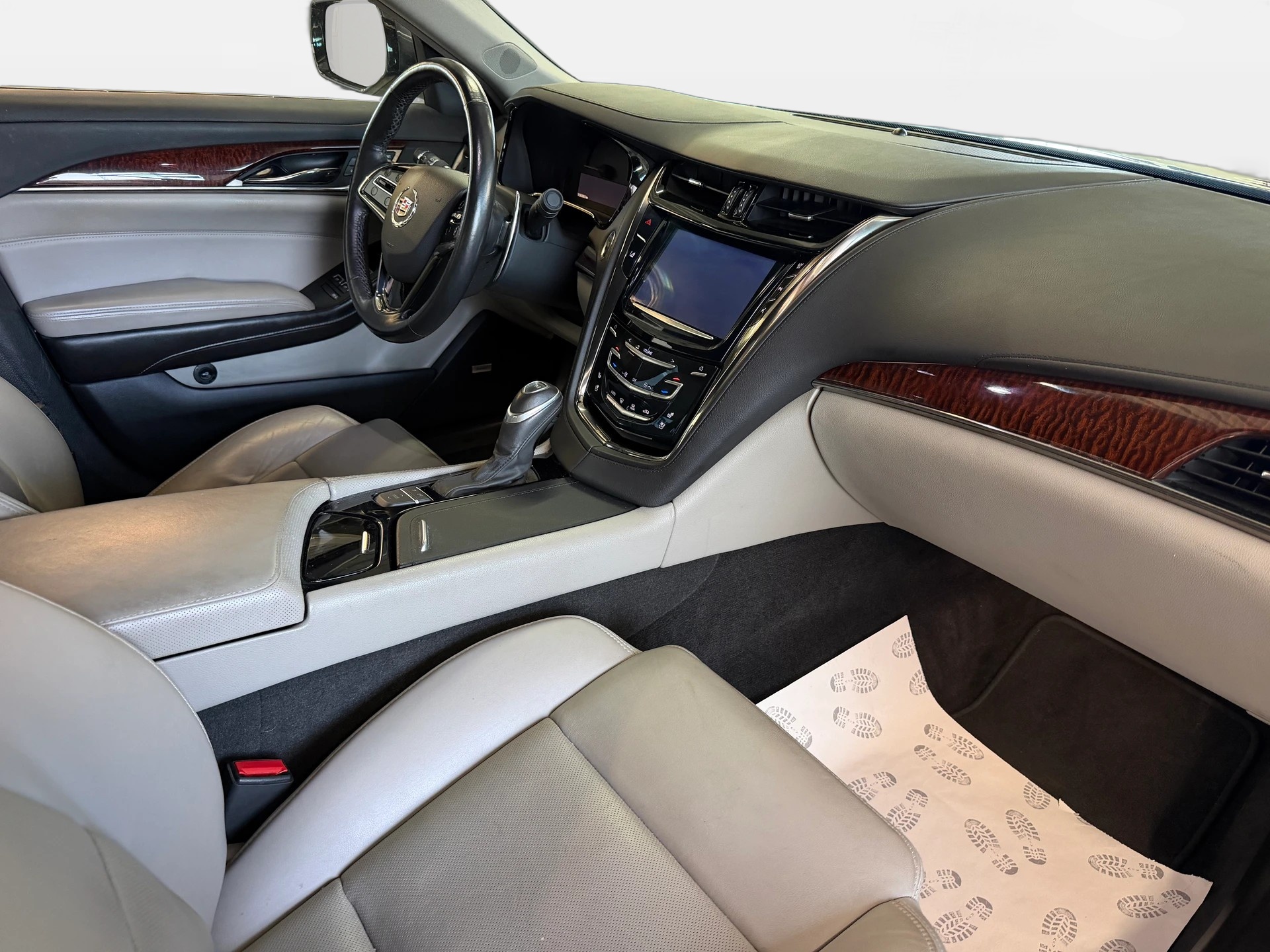 CADILLAC CTS Sedan 2.0 Turbo AWD Premium Automatic | CH-Auto | MFK 02.2025 | Ab Service |-image-8