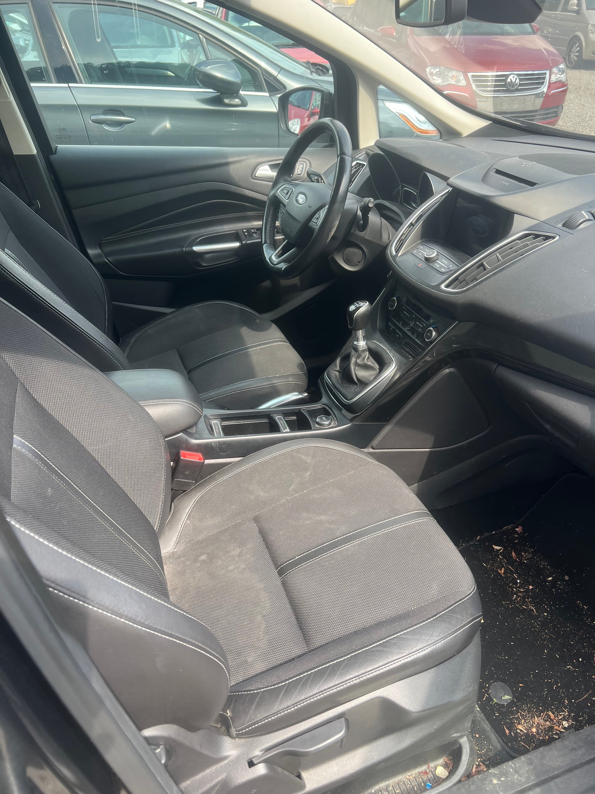 FORD GrC-Max 1.5 SCTi Titanium-image-9