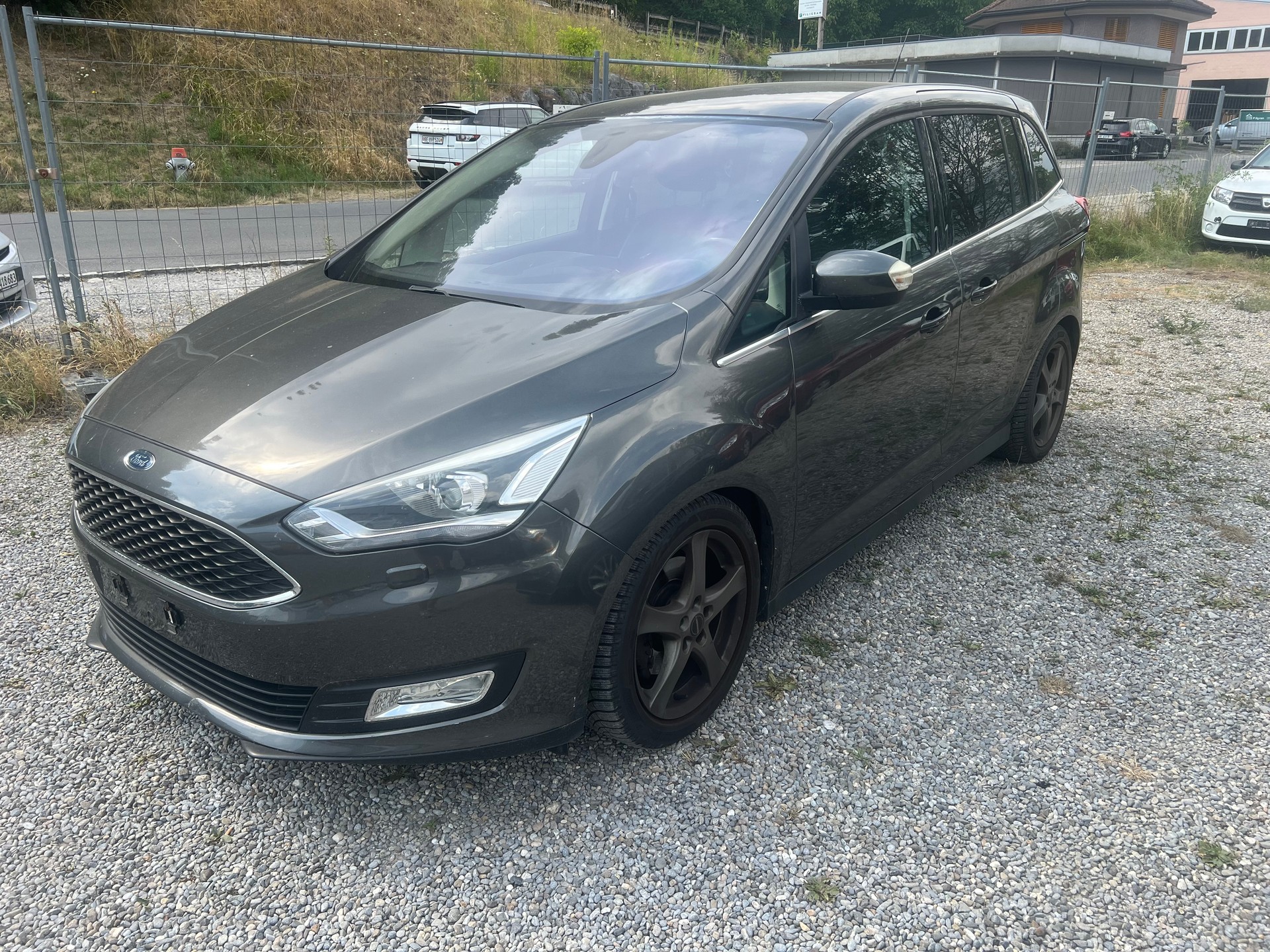 FORD GrC-Max 1.5 SCTi Titanium-image-1