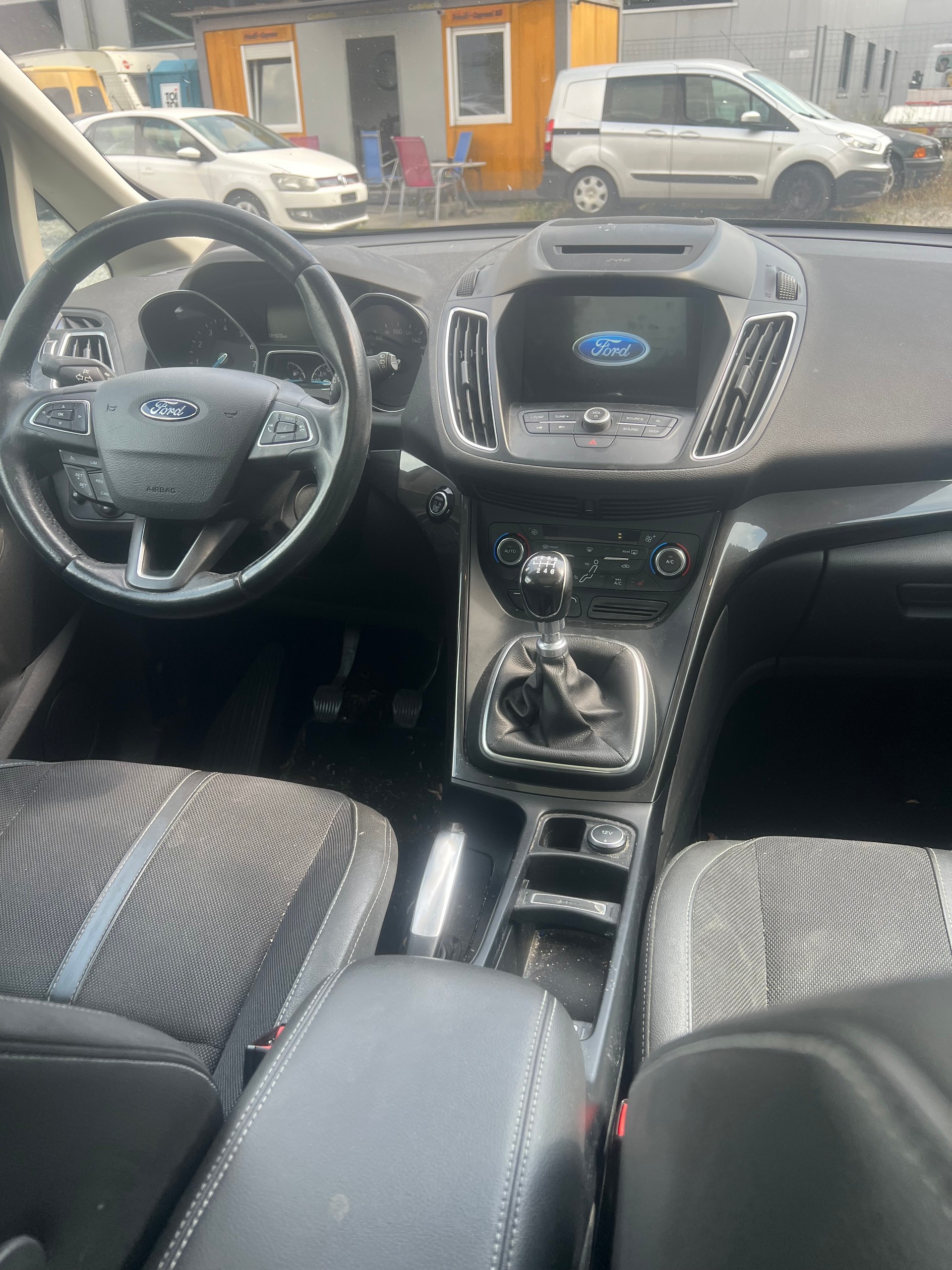 FORD GrC-Max 1.5 SCTi Titanium-image-8