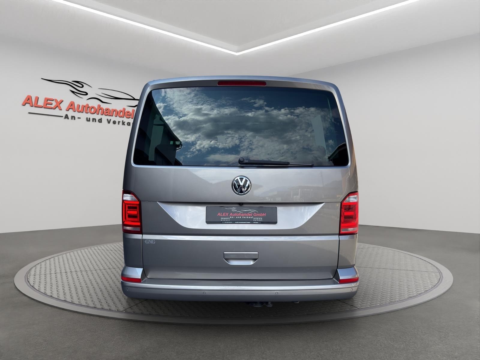 VW T6 Multivan 2.0 Bi-TDI Family Gen. Six 4Motion DSG-image-4