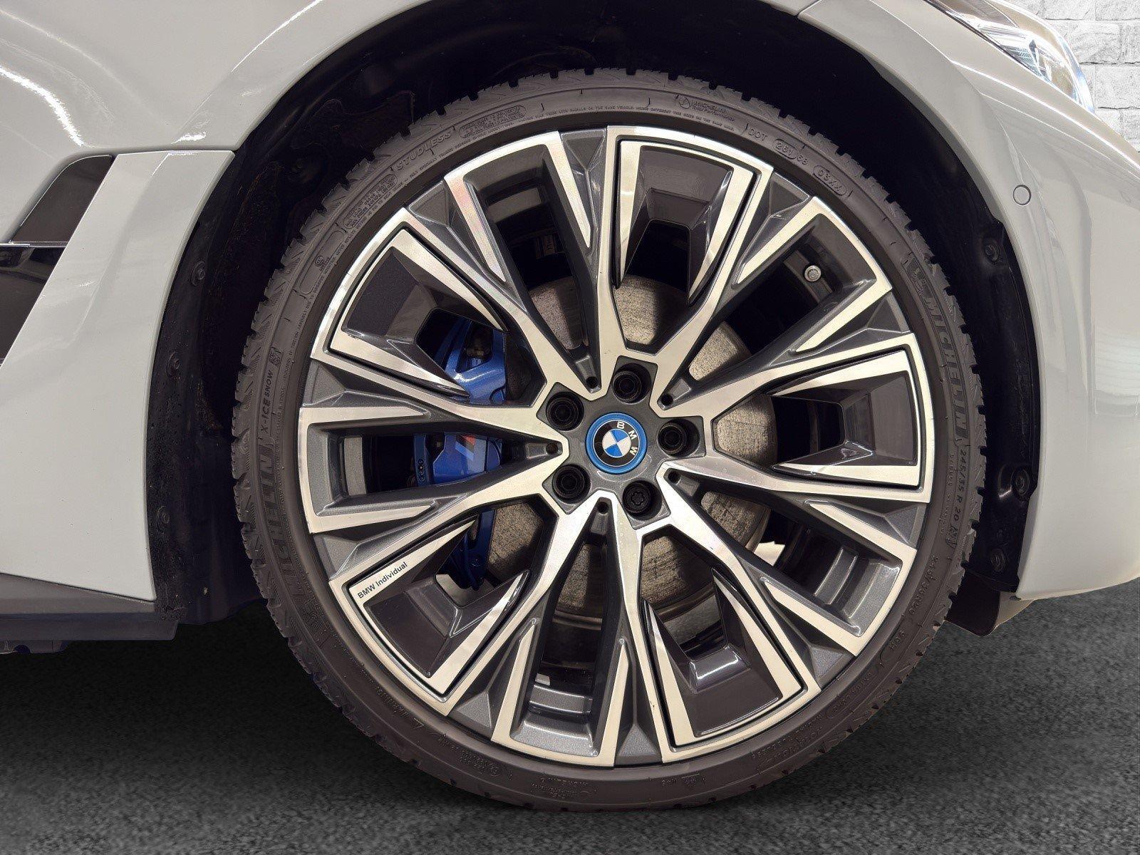 BMW i4 M50-image-11