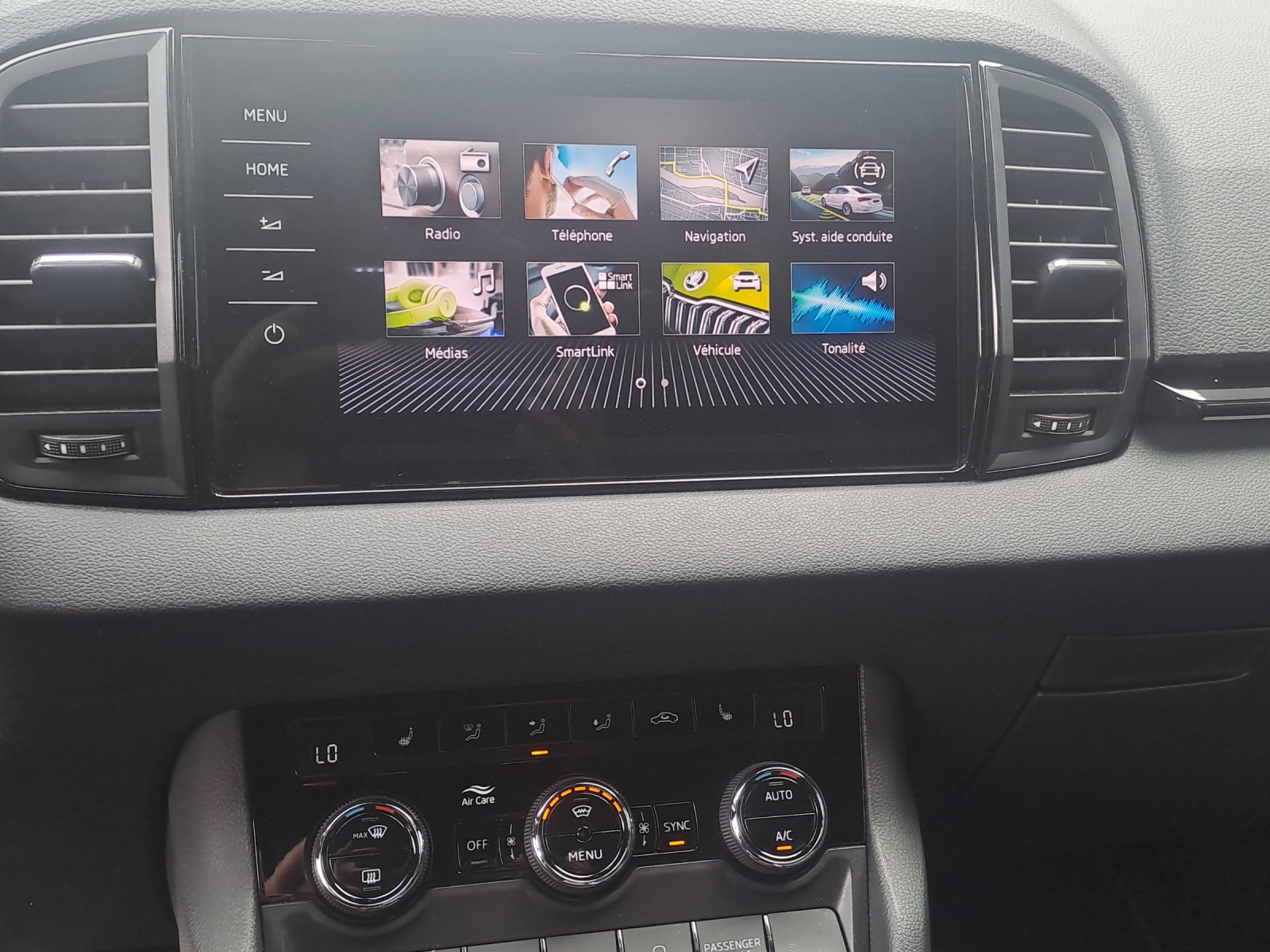 SKODA Karoq 2.0 TSI SportLine 4x4 DSG-image-10