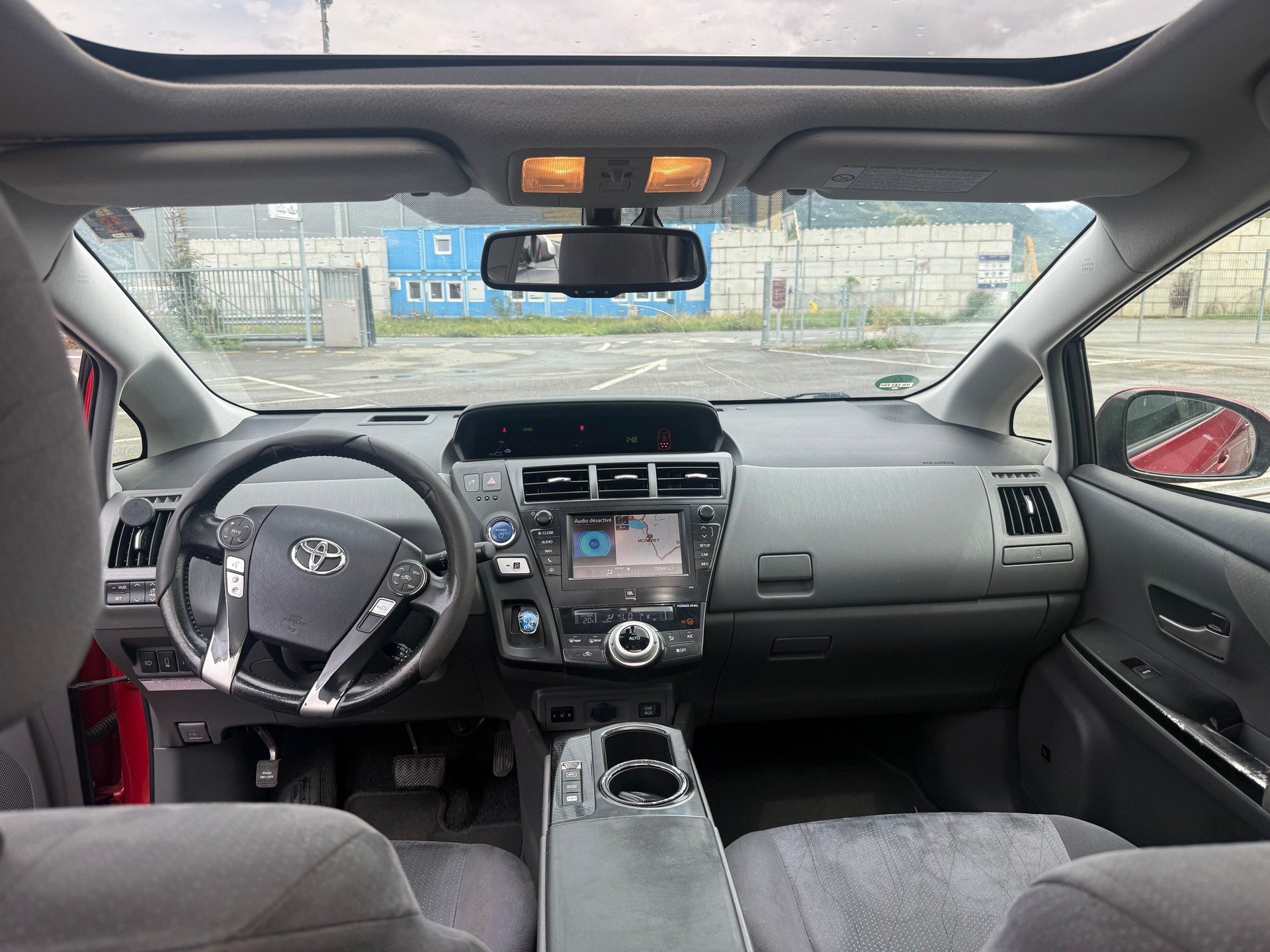 TOYOTA Prius+ 1.8 VVT-i HSD Sol Premium-image-4