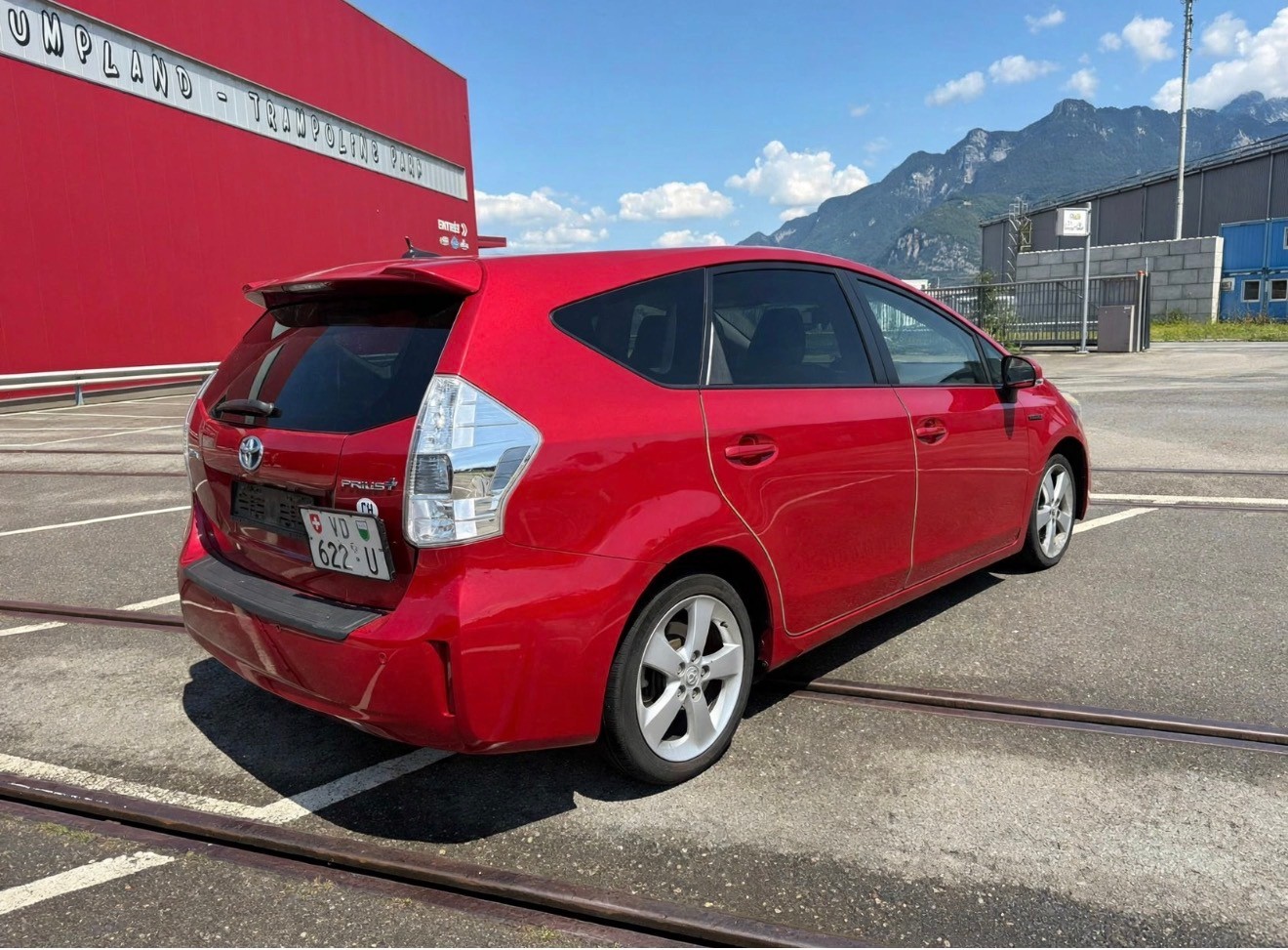 TOYOTA Prius+ 1.8 VVT-i HSD Sol Premium-image-2