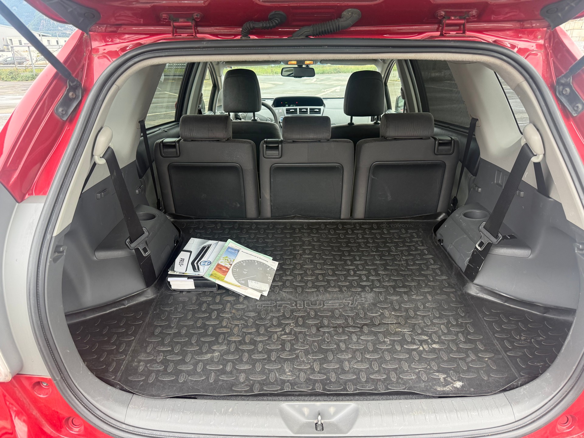 TOYOTA Prius+ 1.8 VVT-i HSD Sol Premium-image-7