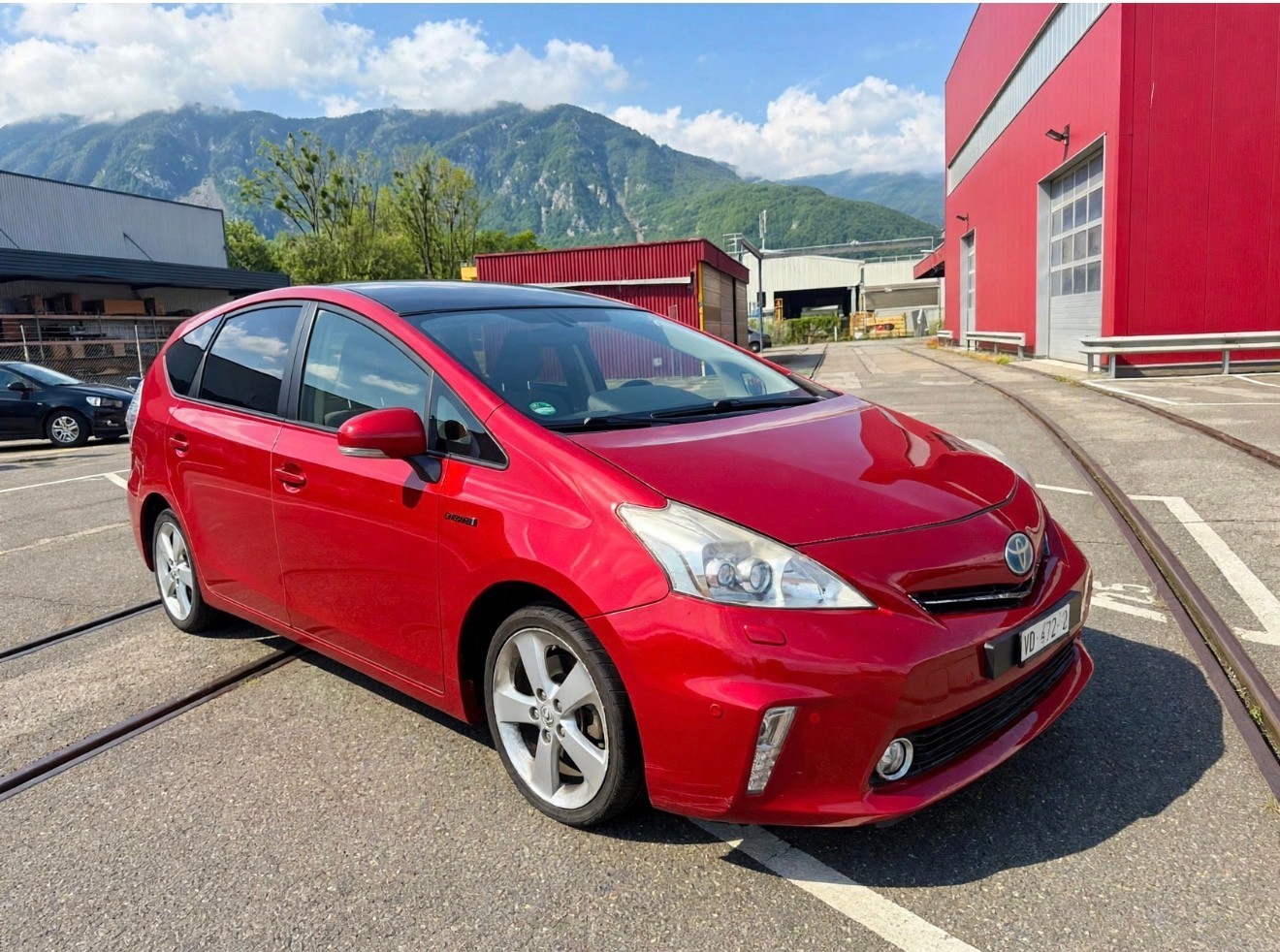TOYOTA Prius+ 1.8 VVT-i HSD Sol Premium-image-1