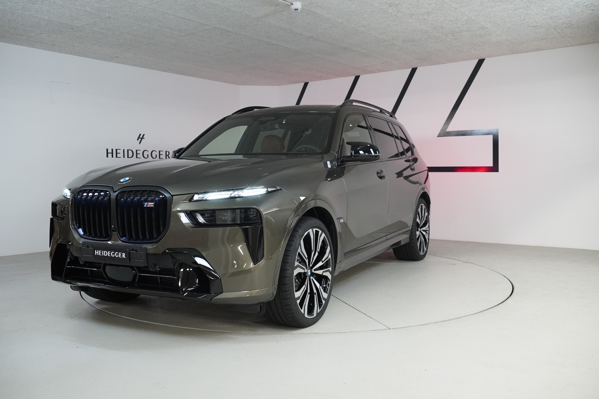 BMW X7 xDrive 48V M60i Steptronic M Sport Pro-image-0