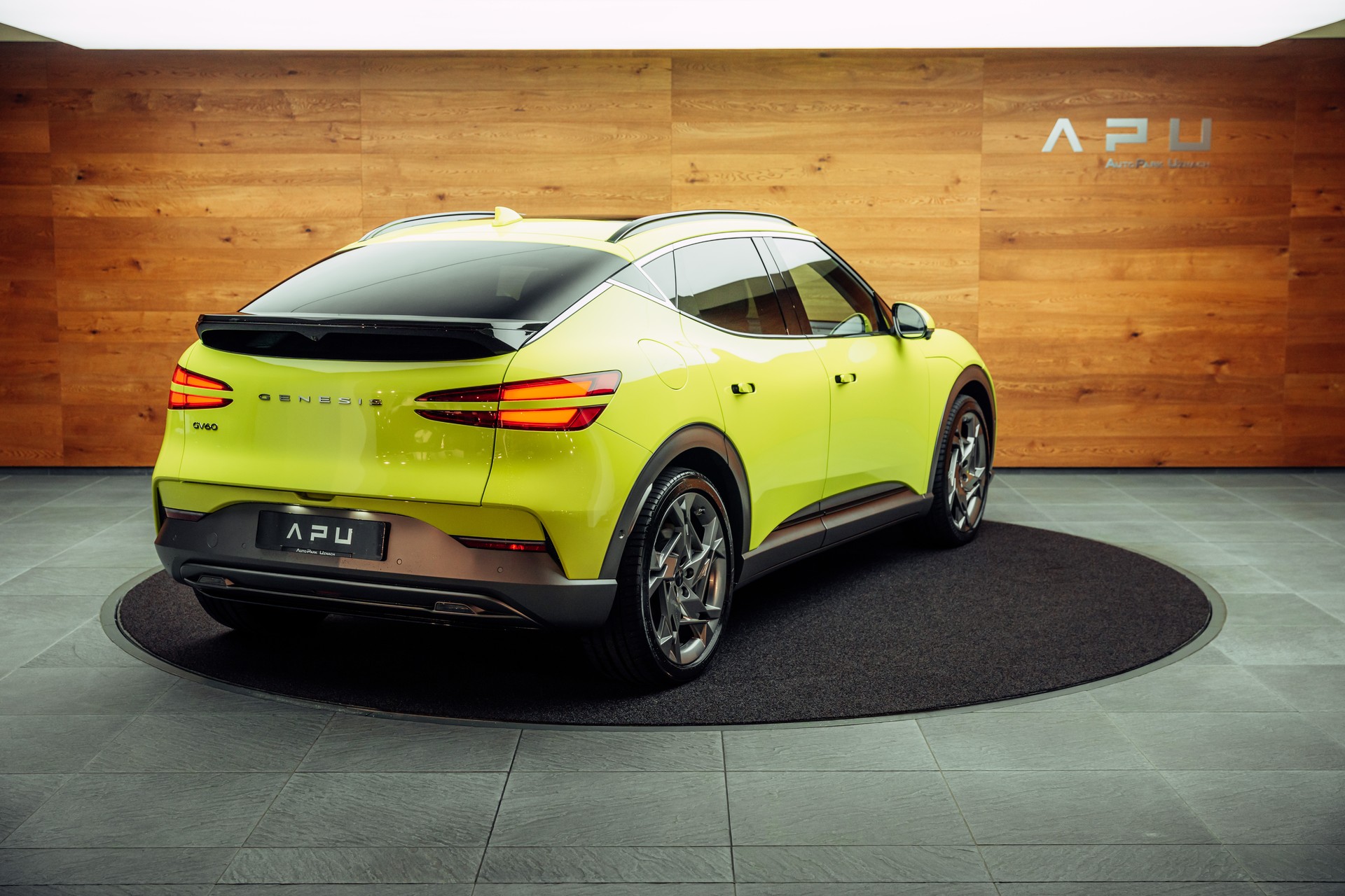 GENESIS GV60 77.4 kWh Sport Plus AWD Sao Paulo Lime-image-1