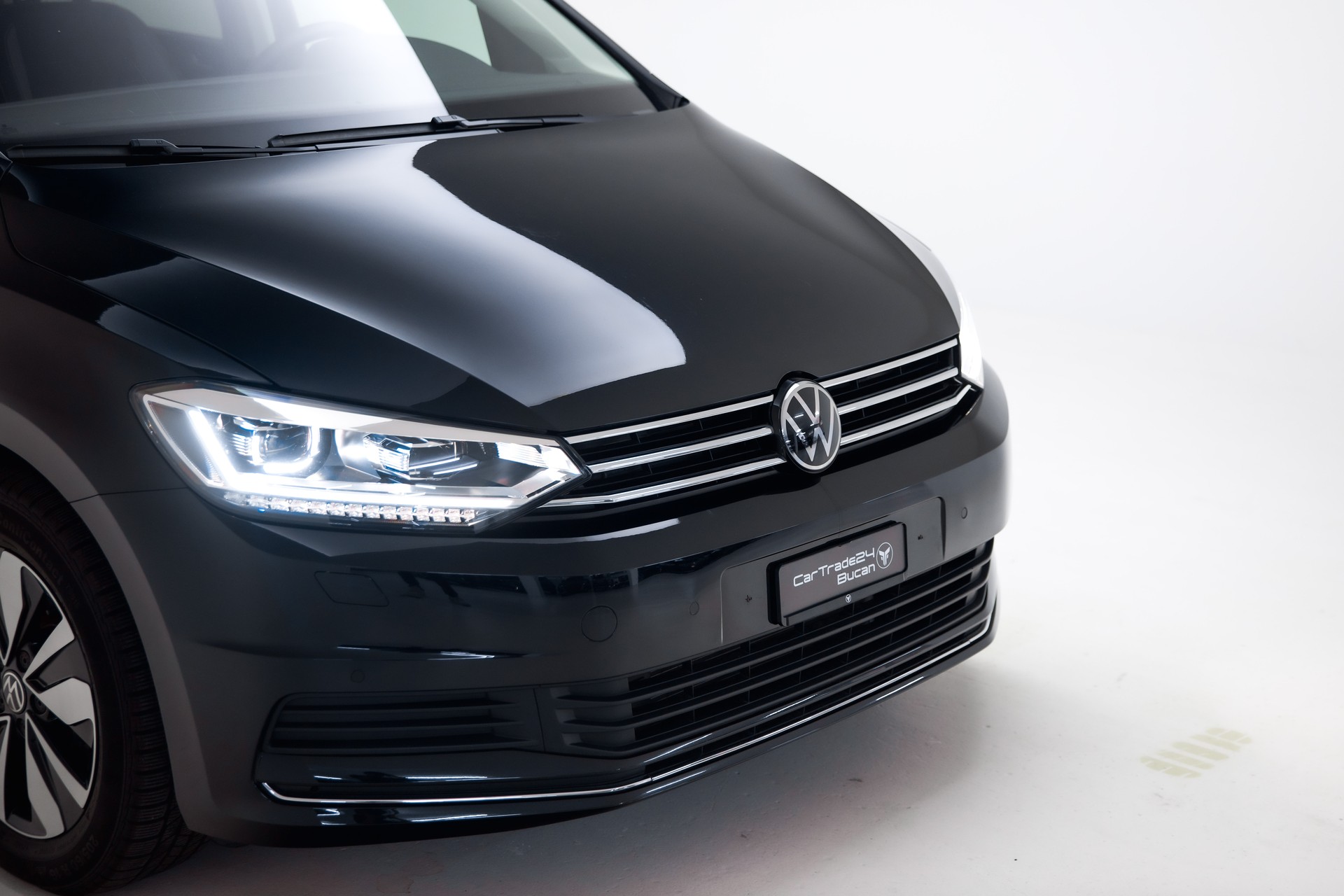 VW Touran 2.0 TDI BlueMotion Technology Comfortline DSG-image-11
