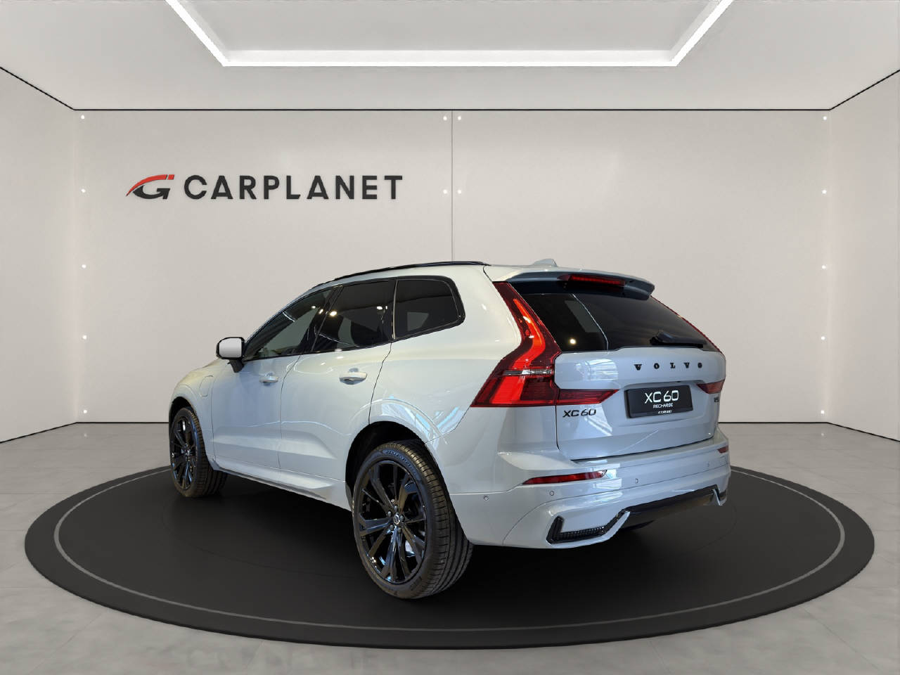 VOLVO XC60 2.0 T8 TE Black Edition eAWD-image-2