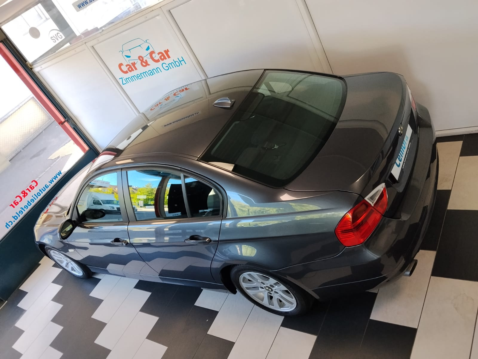 BMW 316i Access-image-2