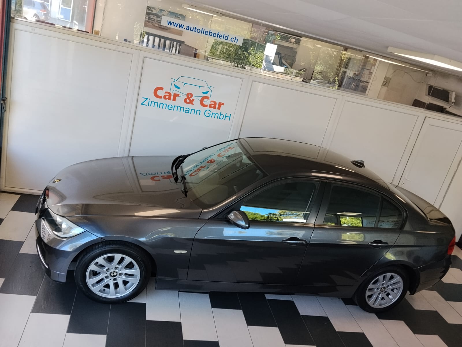 BMW 316i Access-image-4