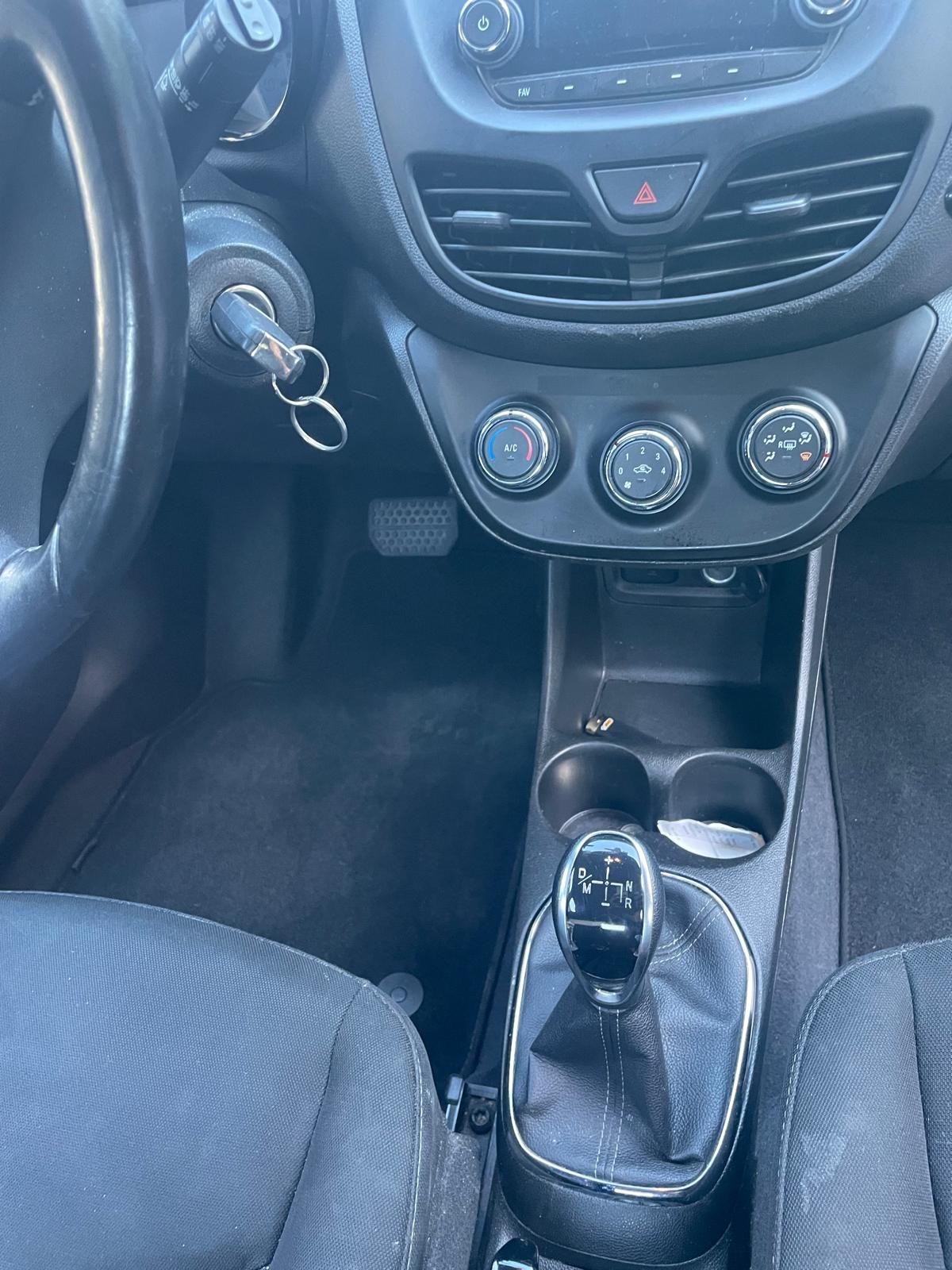 OPEL Karl 1.0 EcoFLEX Active Easytronic-image-10