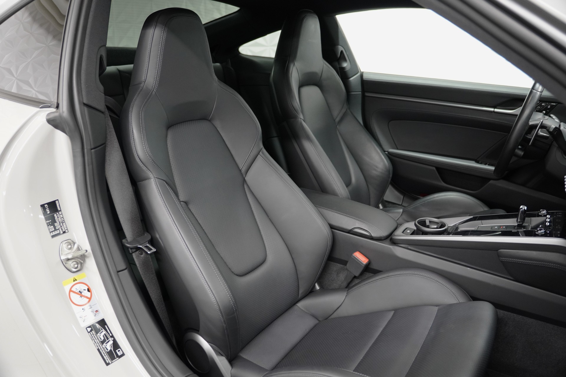 PORSCHE 911 Carrera 4S PDK-image-11