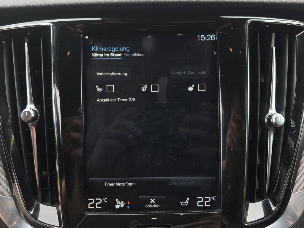 VOLVO V60 2.0 T8 TE R-Design eAWD-image-23