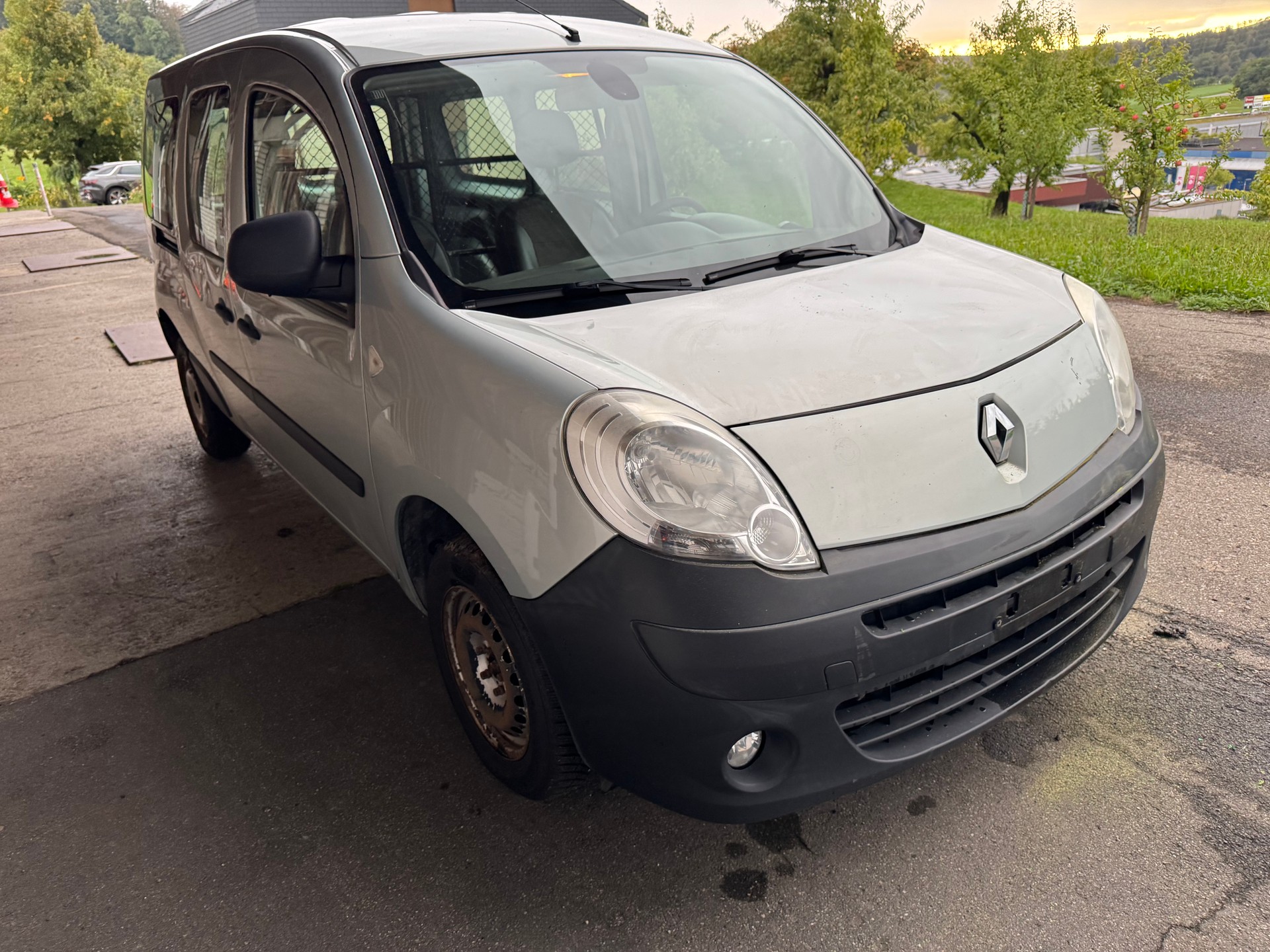 RENAULT Kangoo Maxi dCi 90 Business 2 Plätze / 2 places-image-0