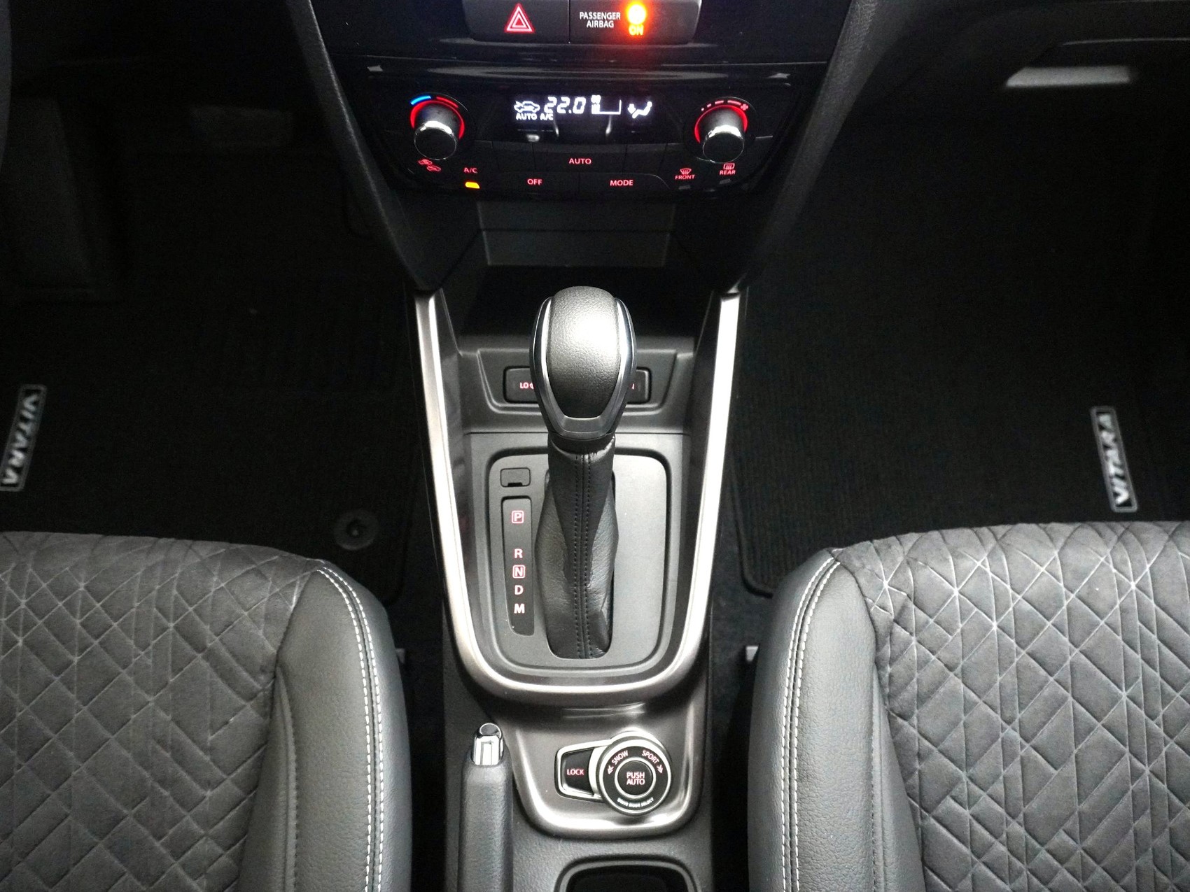 SUZUKI Vitara 1.5 Piz Sulai Top Hybrid 4x4-image-15