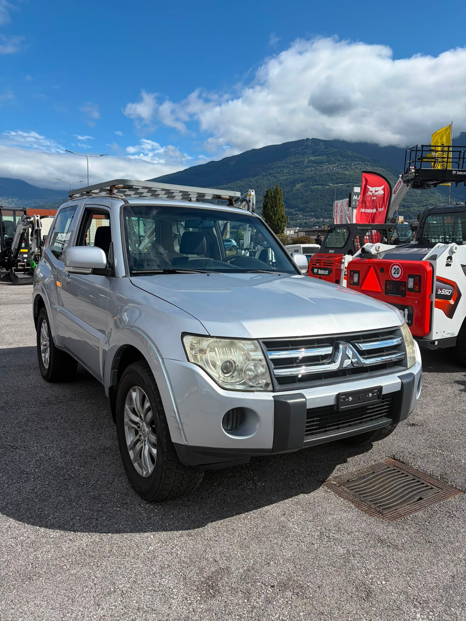 MITSUBISHI Pajero 3.2 DI-D Invite-image-1
