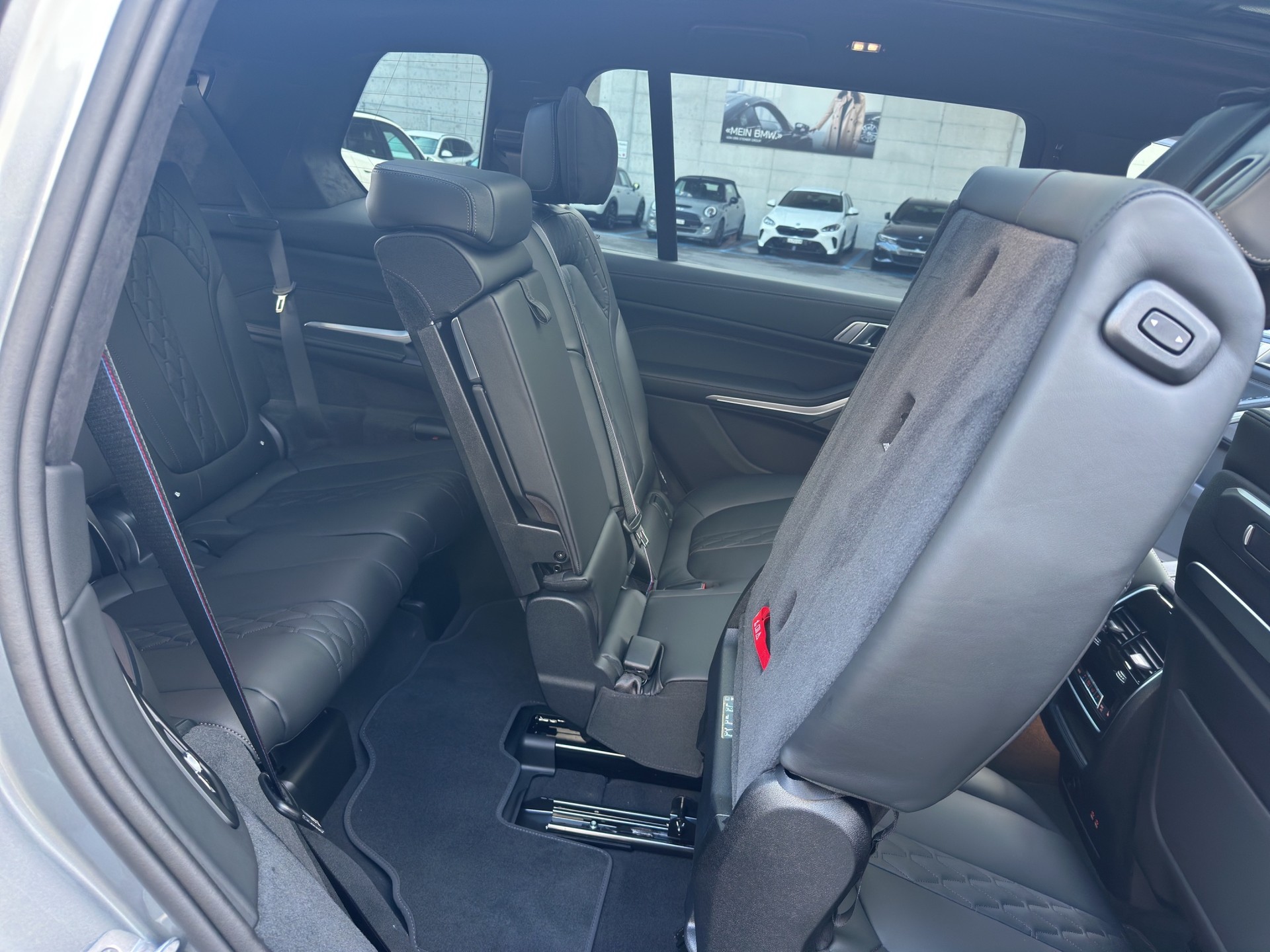 BMW X7 xDrive 48V 40d M Sport Pro Steptronic-image-21