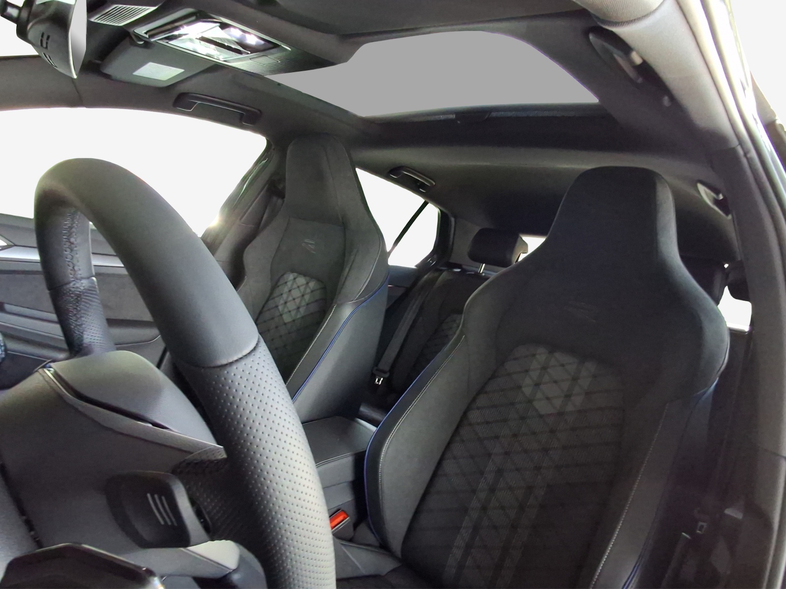 VW Golf 2.0 TSI R-Line DSG 4 Motion-image-14