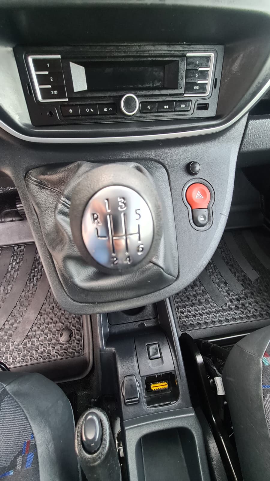 RENAULT Kangoo Medium dCi 95 ENERGY Access ** 2-Plätzer ** Klimaanlage ** Tempomat ** Anh-Kupplung ** Frisch Ab MFK & Service **-image-10
