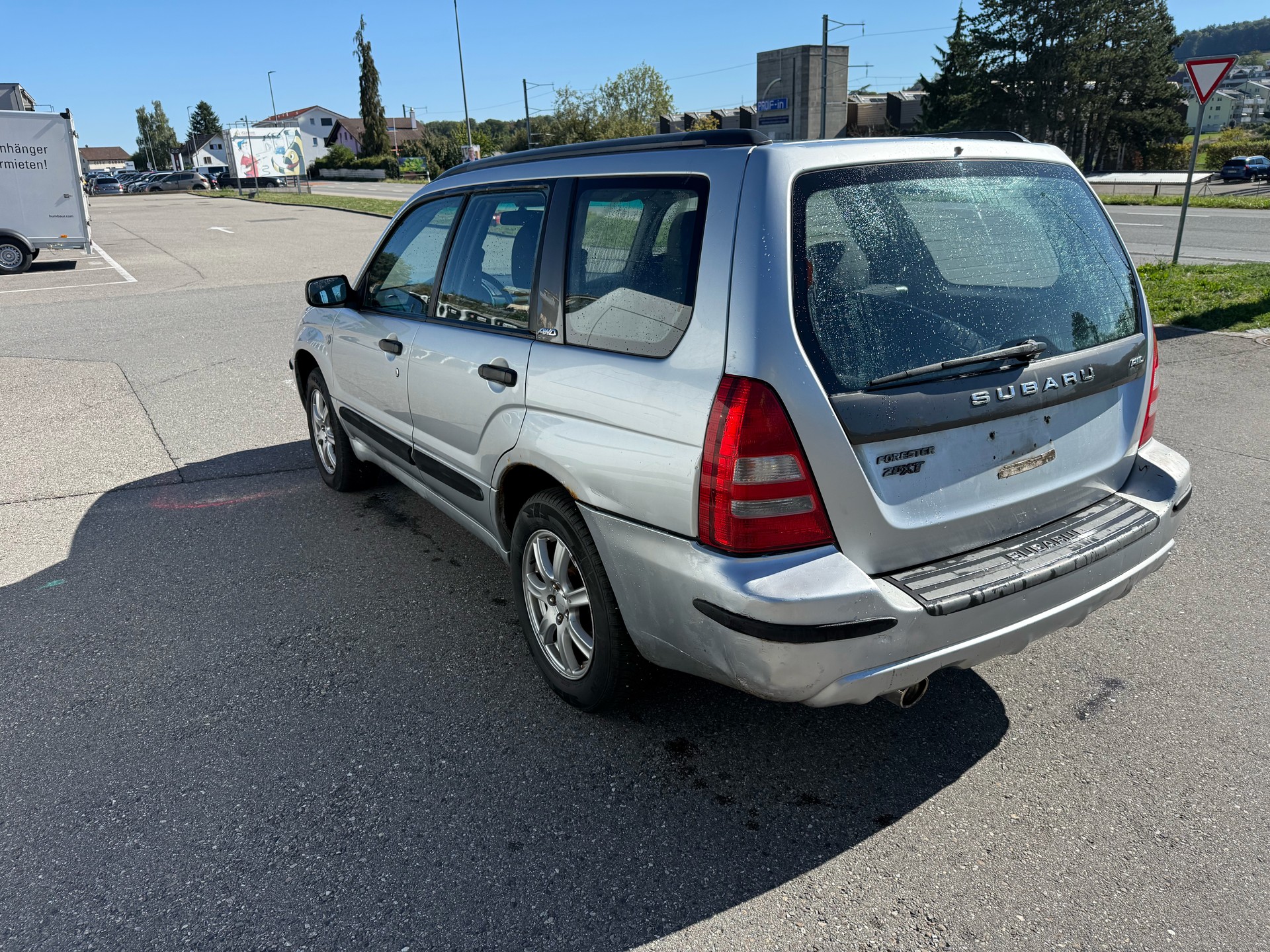 SUBARU Forester 2.0XT Automatic-image-3