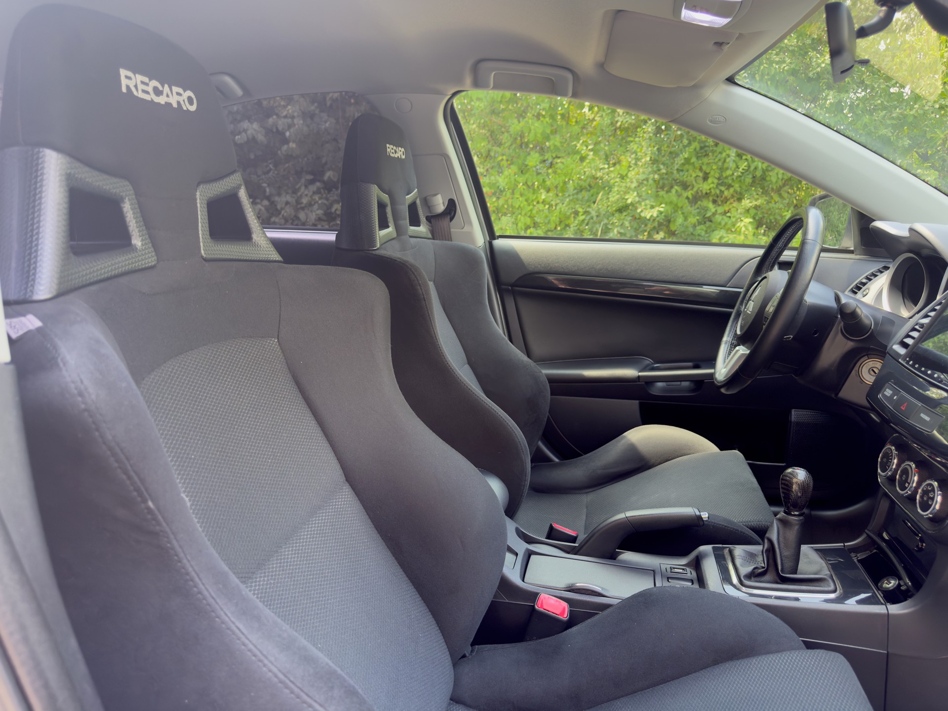 MITSUBISHI 2.0 T MIVEC EVO Final Edition-image-10