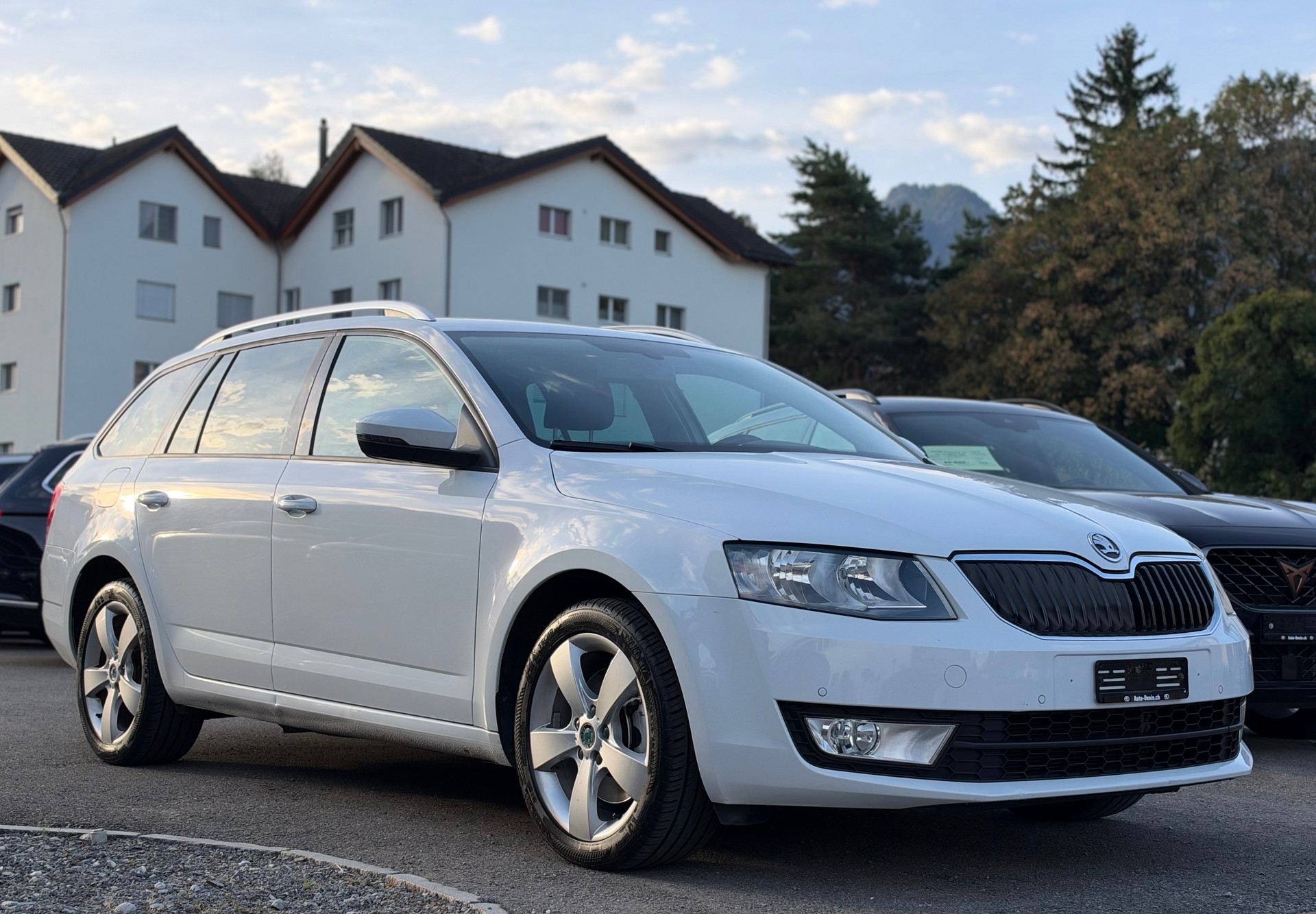 SKODA Octavia Combi 1.8 TSI Ambition 4x4 DSG-image-3
