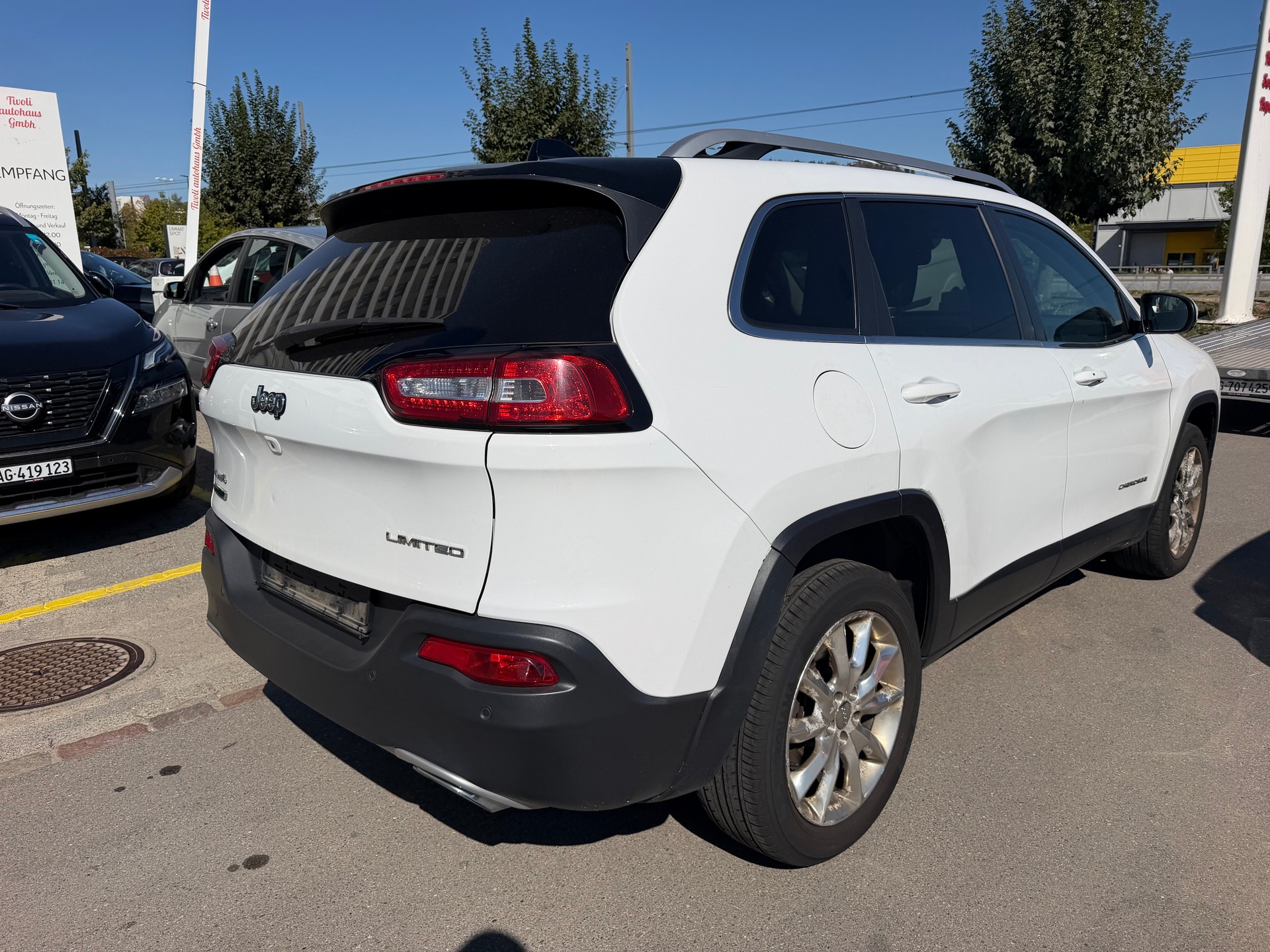 JEEP Cherokee 2.0TD Limited AWD Active Drive II 9ATX-image-3
