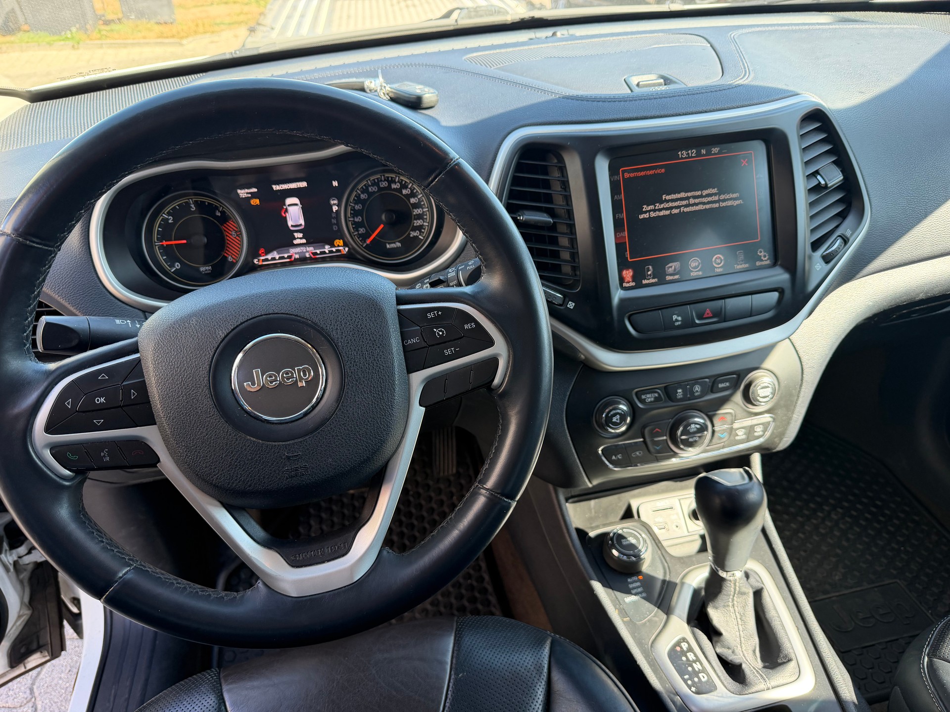 JEEP Cherokee 2.0TD Limited AWD Active Drive II 9ATX-image-7